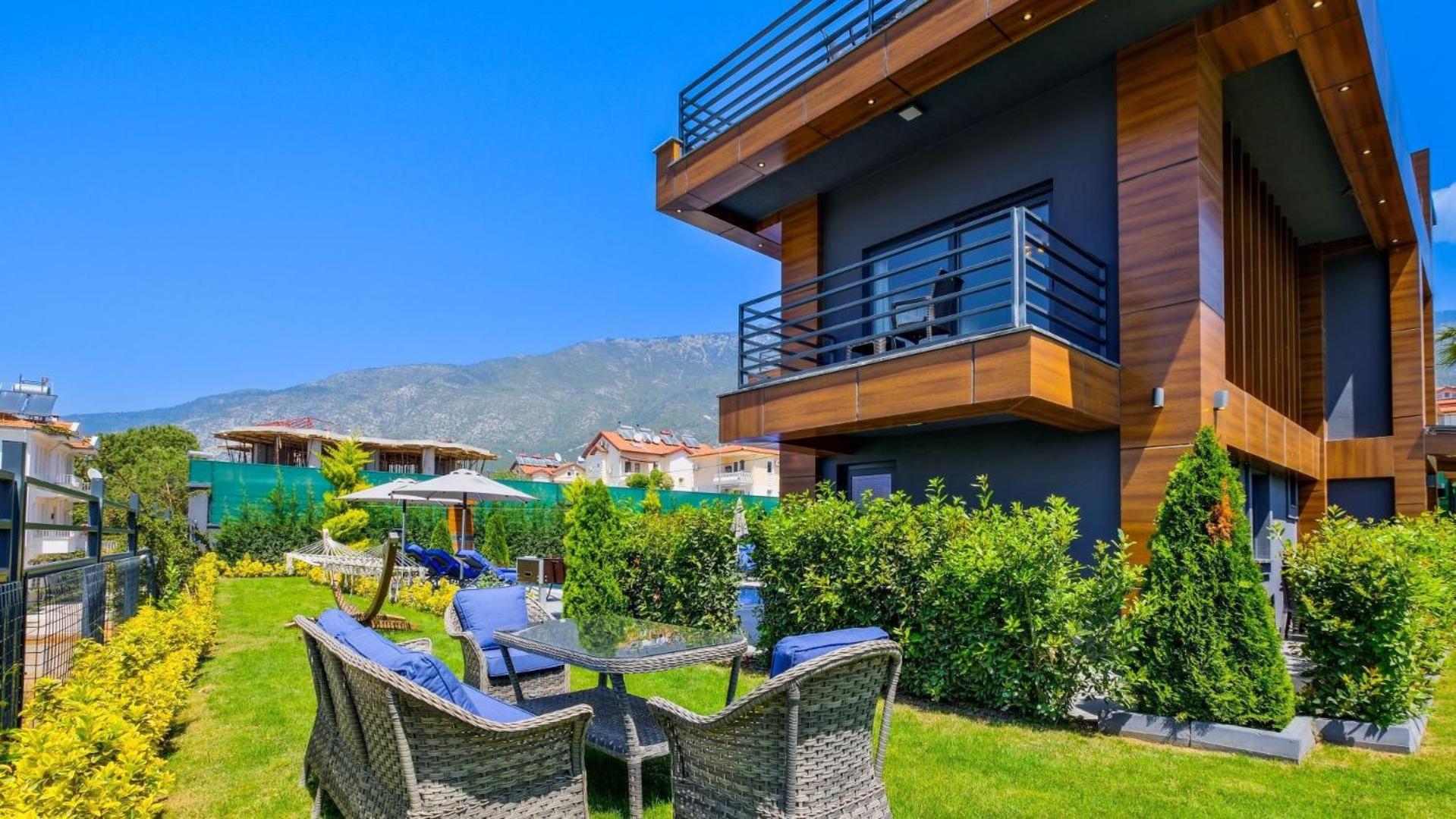 Oludeniz 4 Bedroom 4979 * Fethiye