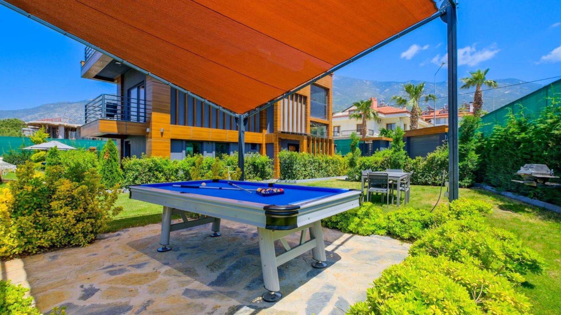 Oludeniz 4 Bedroom 4979 *
