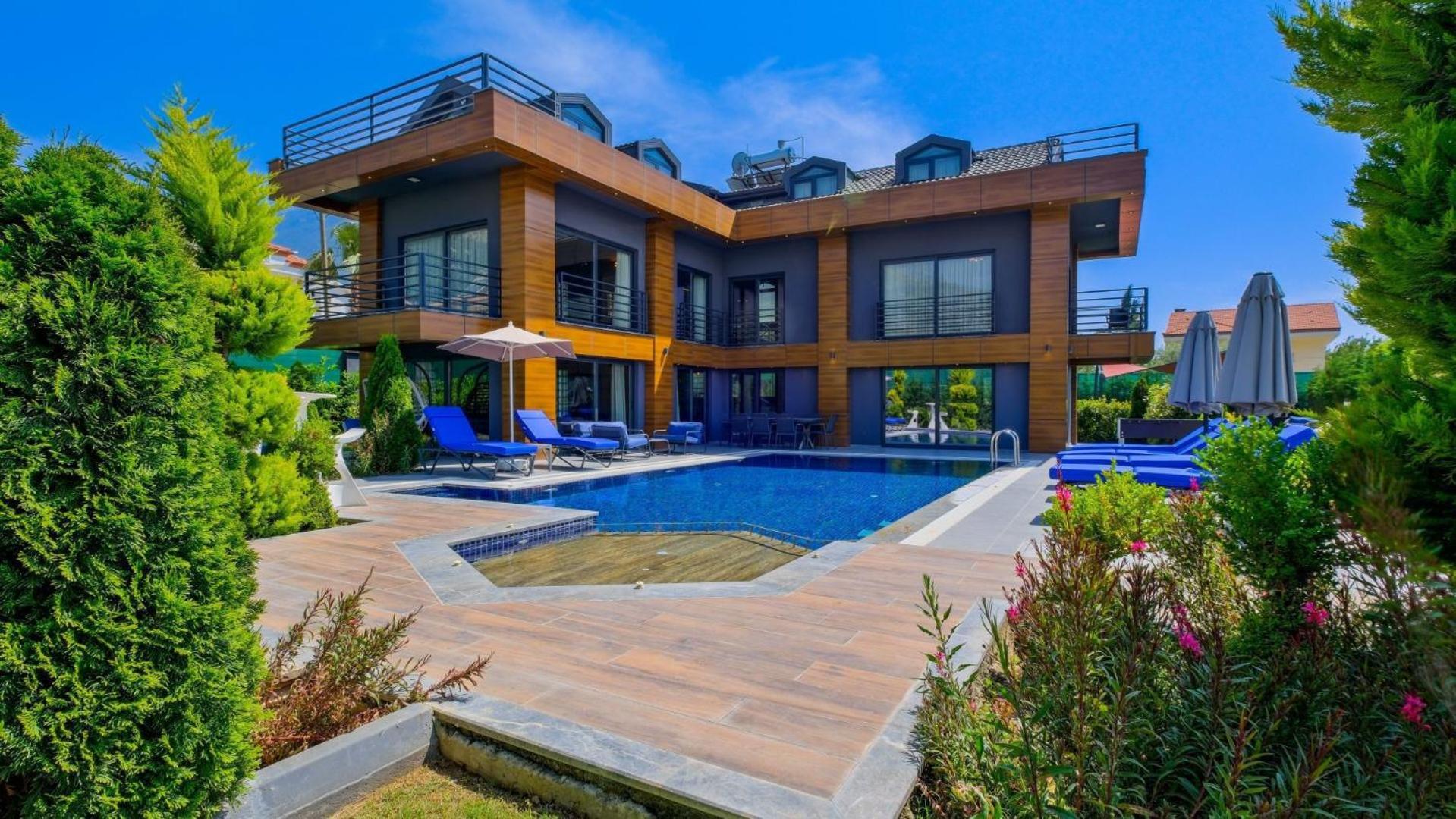 Villa Oludeniz 4 Bedroom 4979 Fethiye