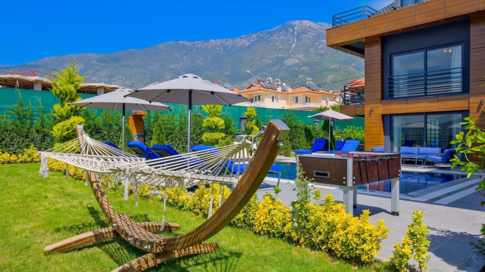 Oludeniz 4 Bedroom 4979 *