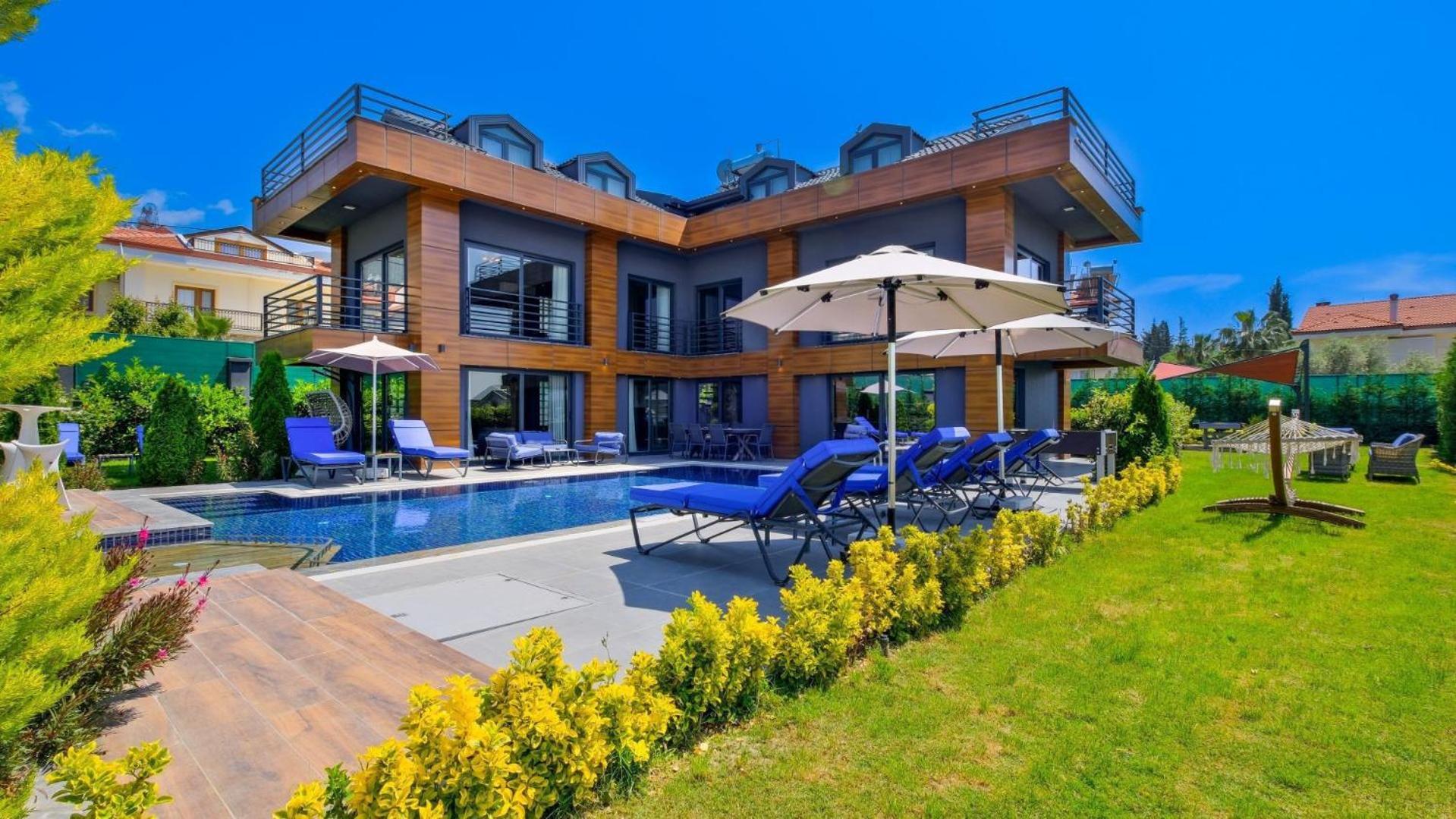 Oludeniz 4 Bedroom 4979 Villa *