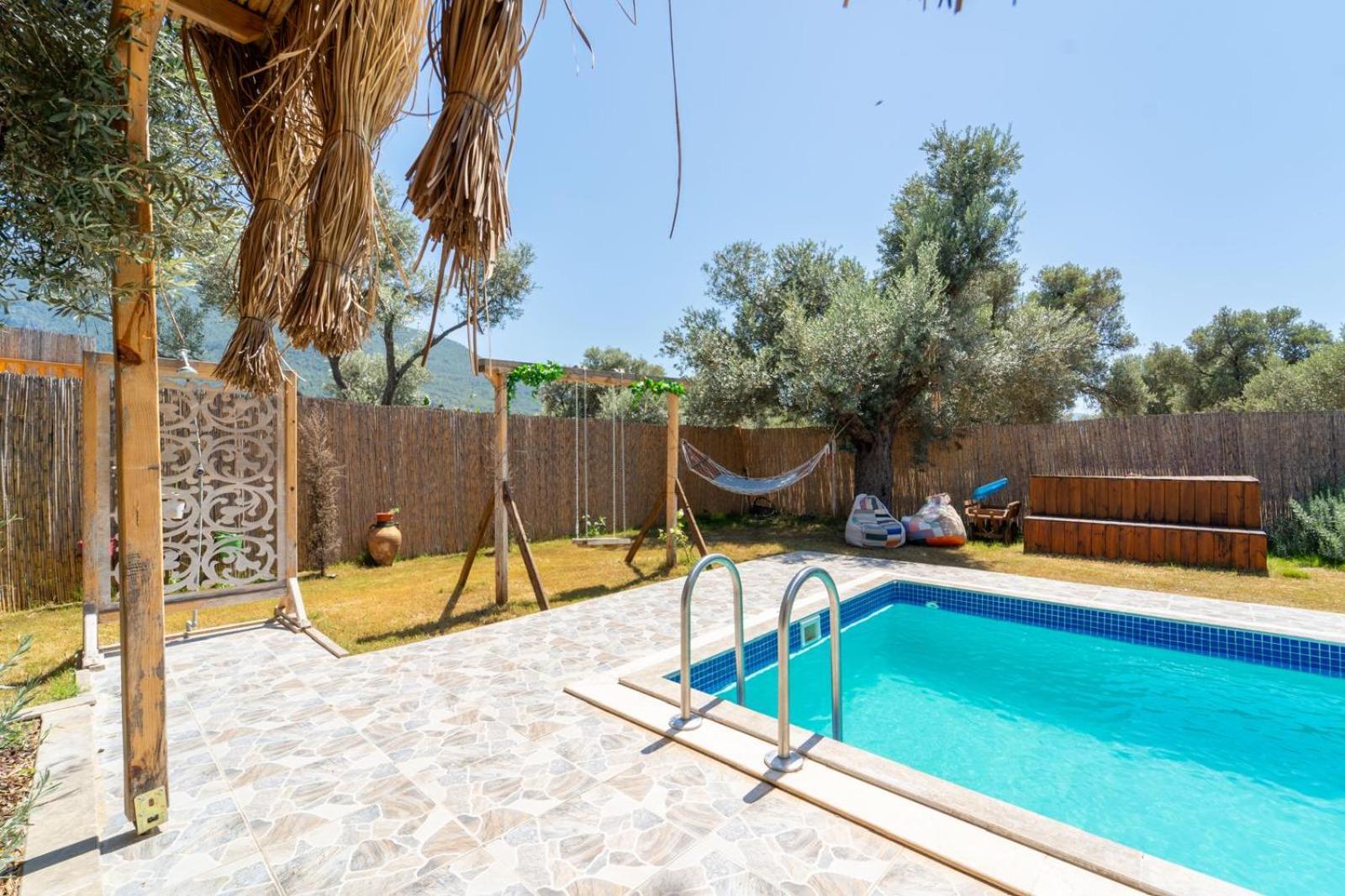 Lion Villa