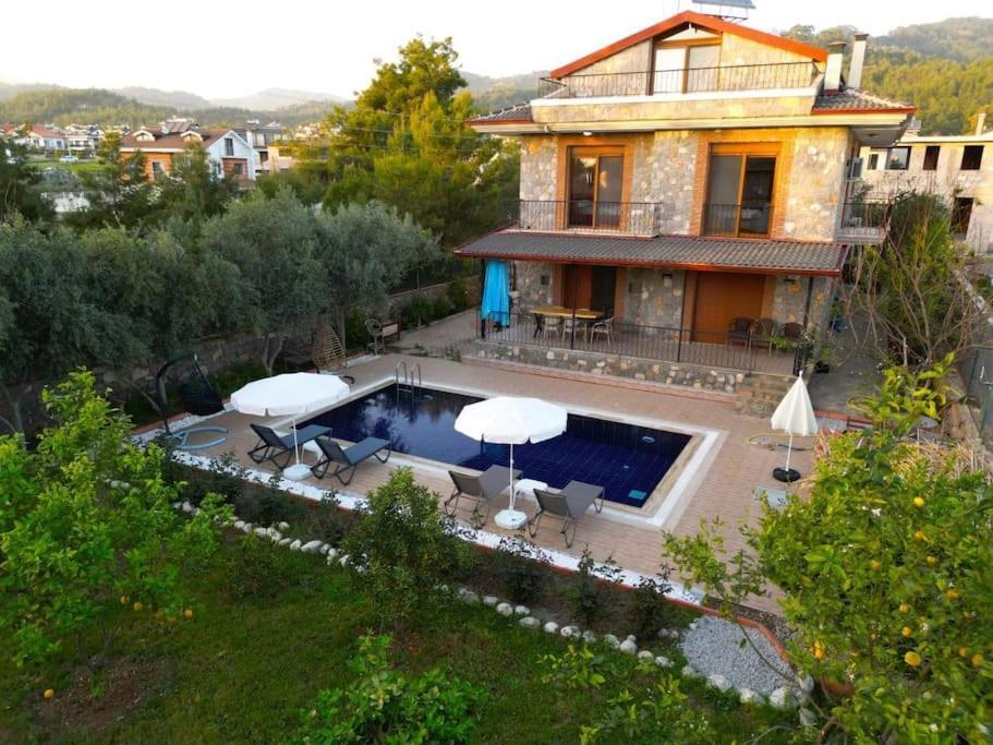 Villa Tuzlu Sistem Havuzlu Luks