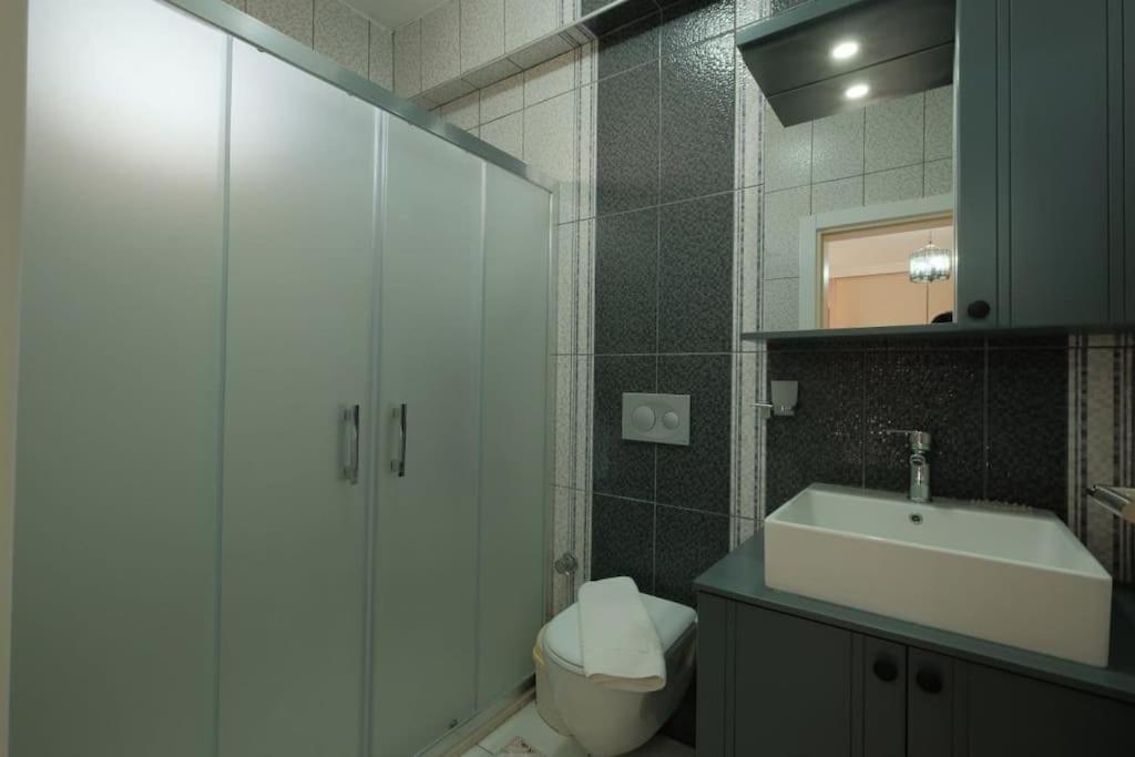 Tuzlu Sistem Havuzlu Luks Villa Fethiye