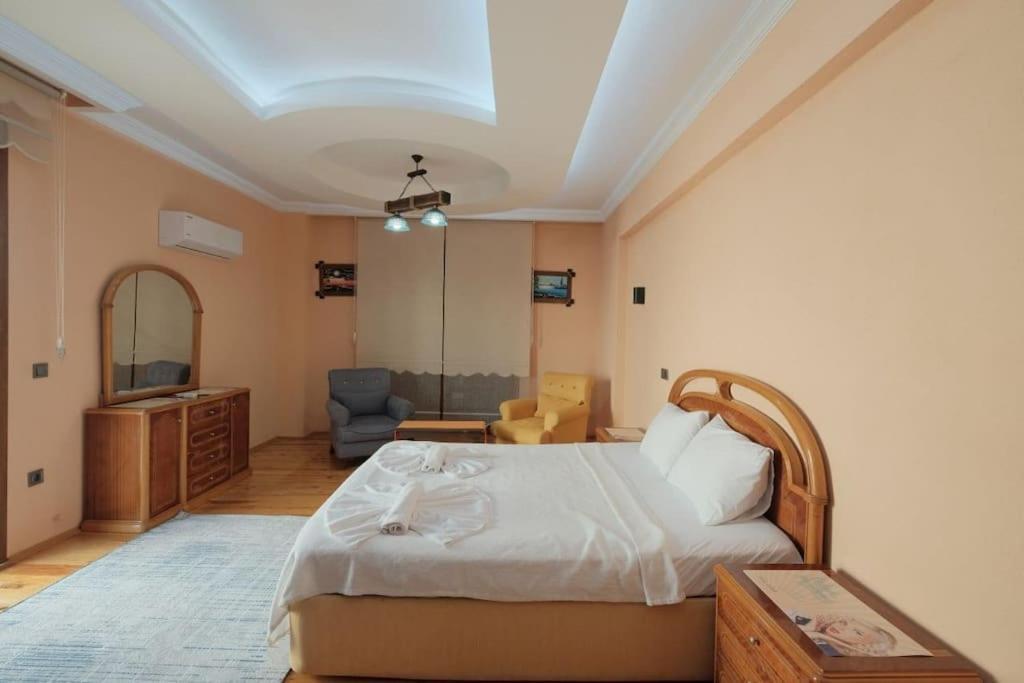 Tuzlu Sistem Havuzlu Luks Fethiye