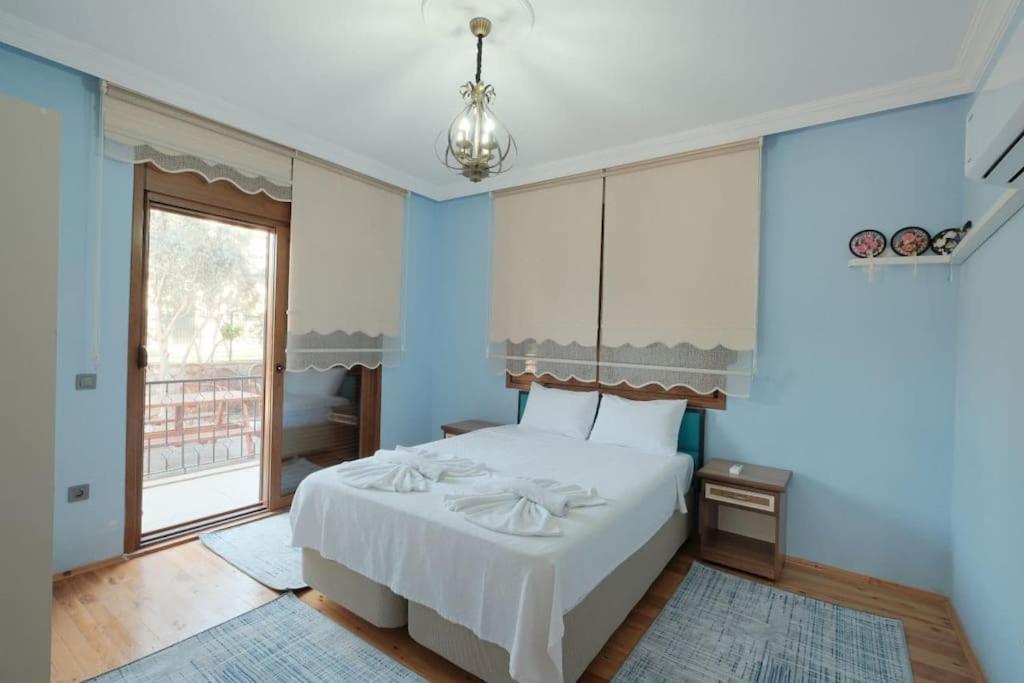 Tuzlu Sistem Havuzlu Luks Villa