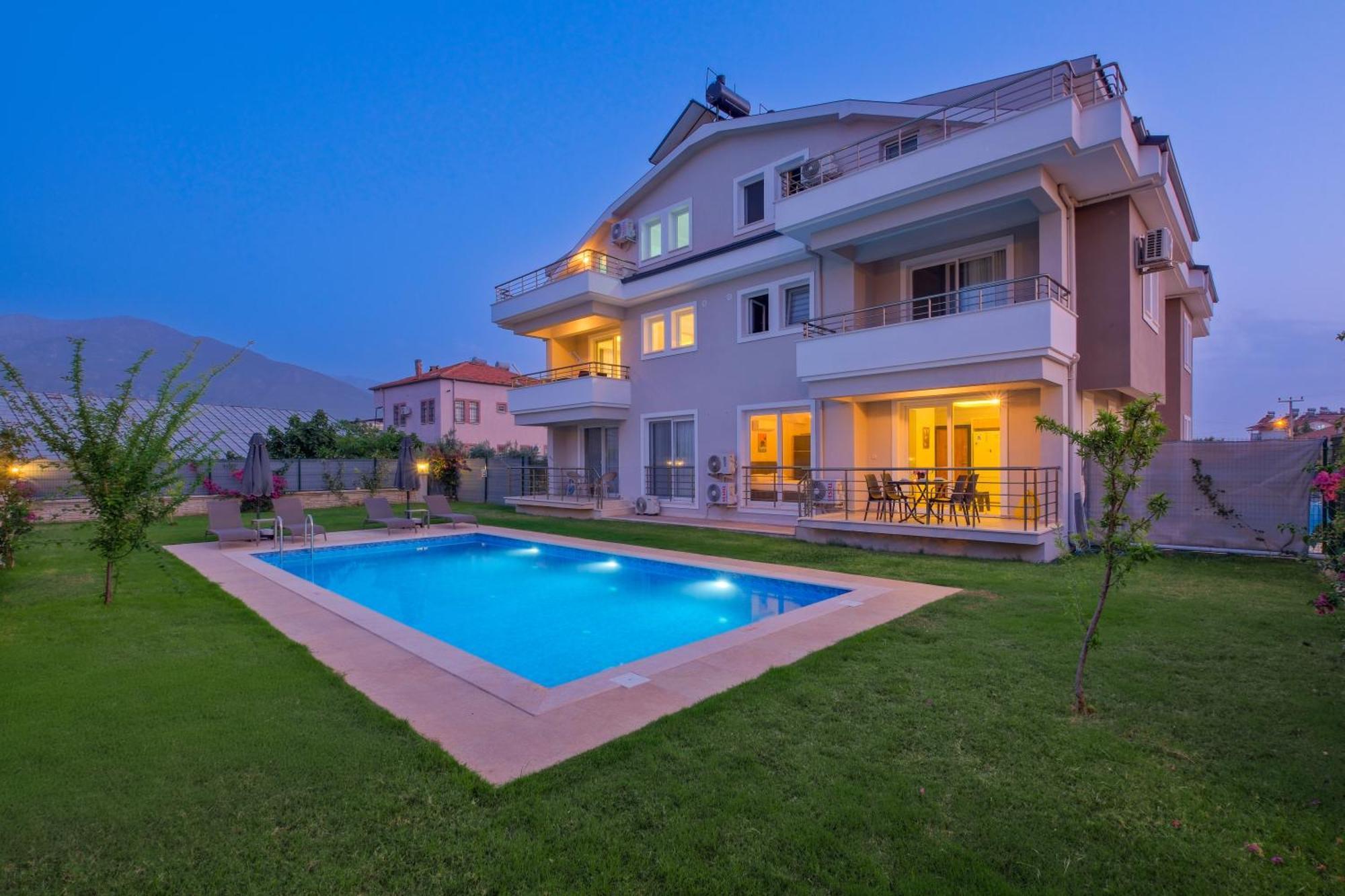 Pineapart-1 With Pool And Big Garden Fethiye