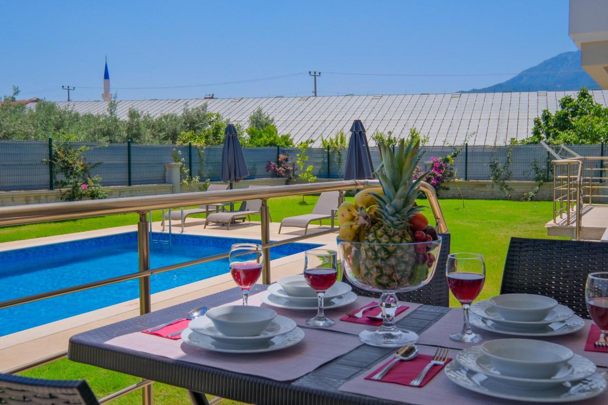 Pineapart-1 With Pool And Big Garden Apartment *