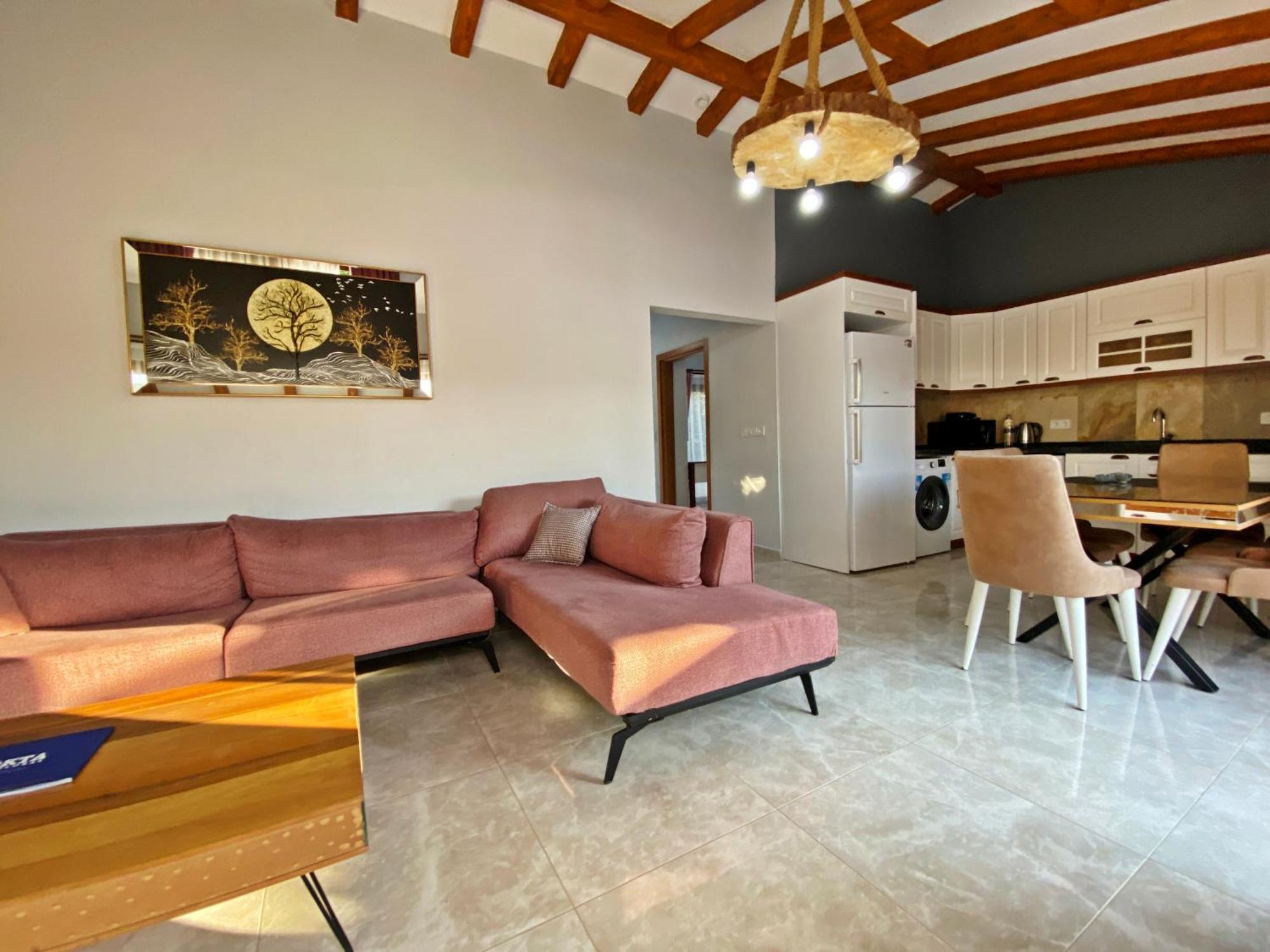 Likya Akik 2+1 Villa, Oezel Havuzlu Villa *