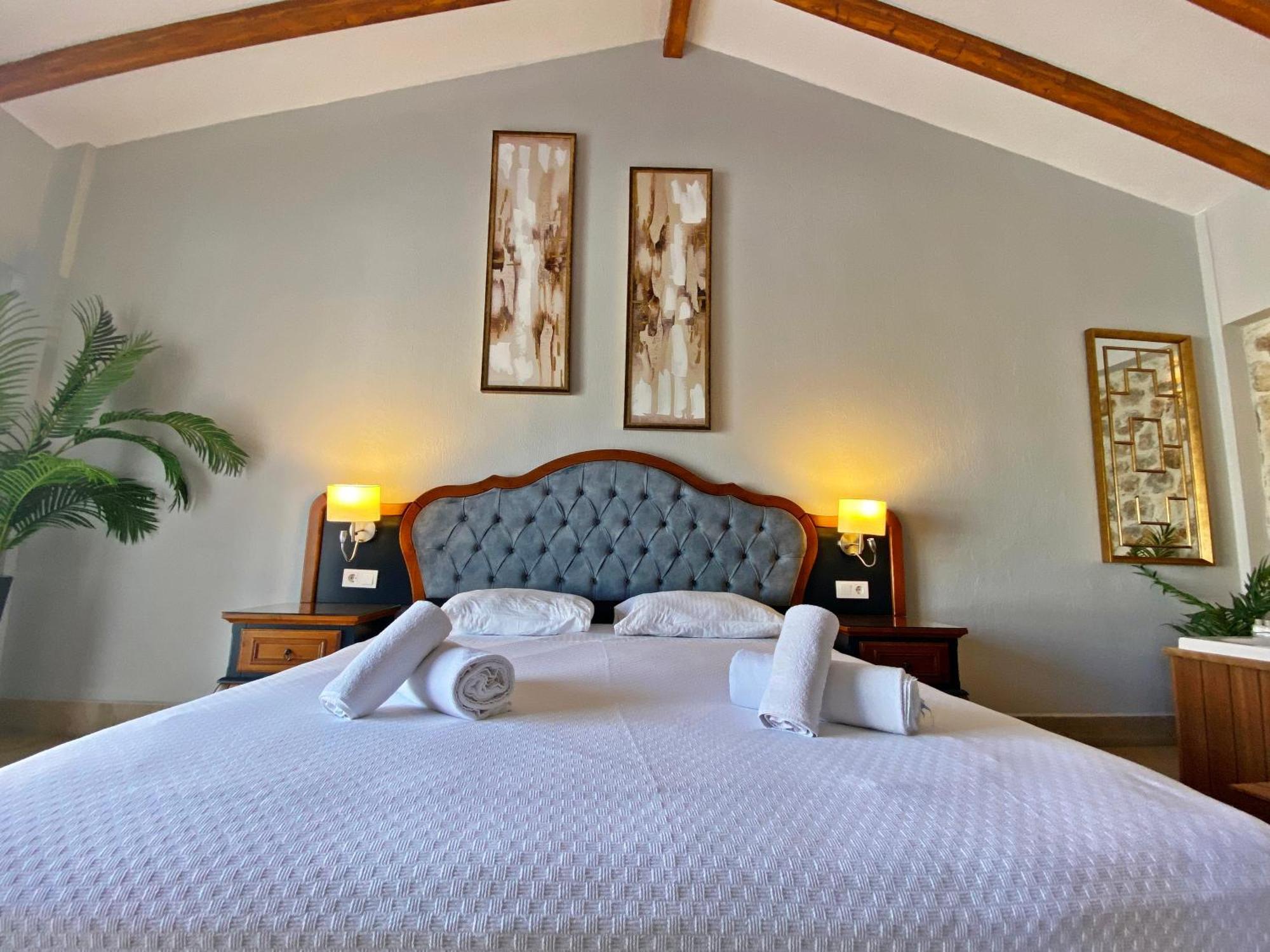 Tlos Dream 3+1 Villa, Oezel Havuzlu, * Fethiye