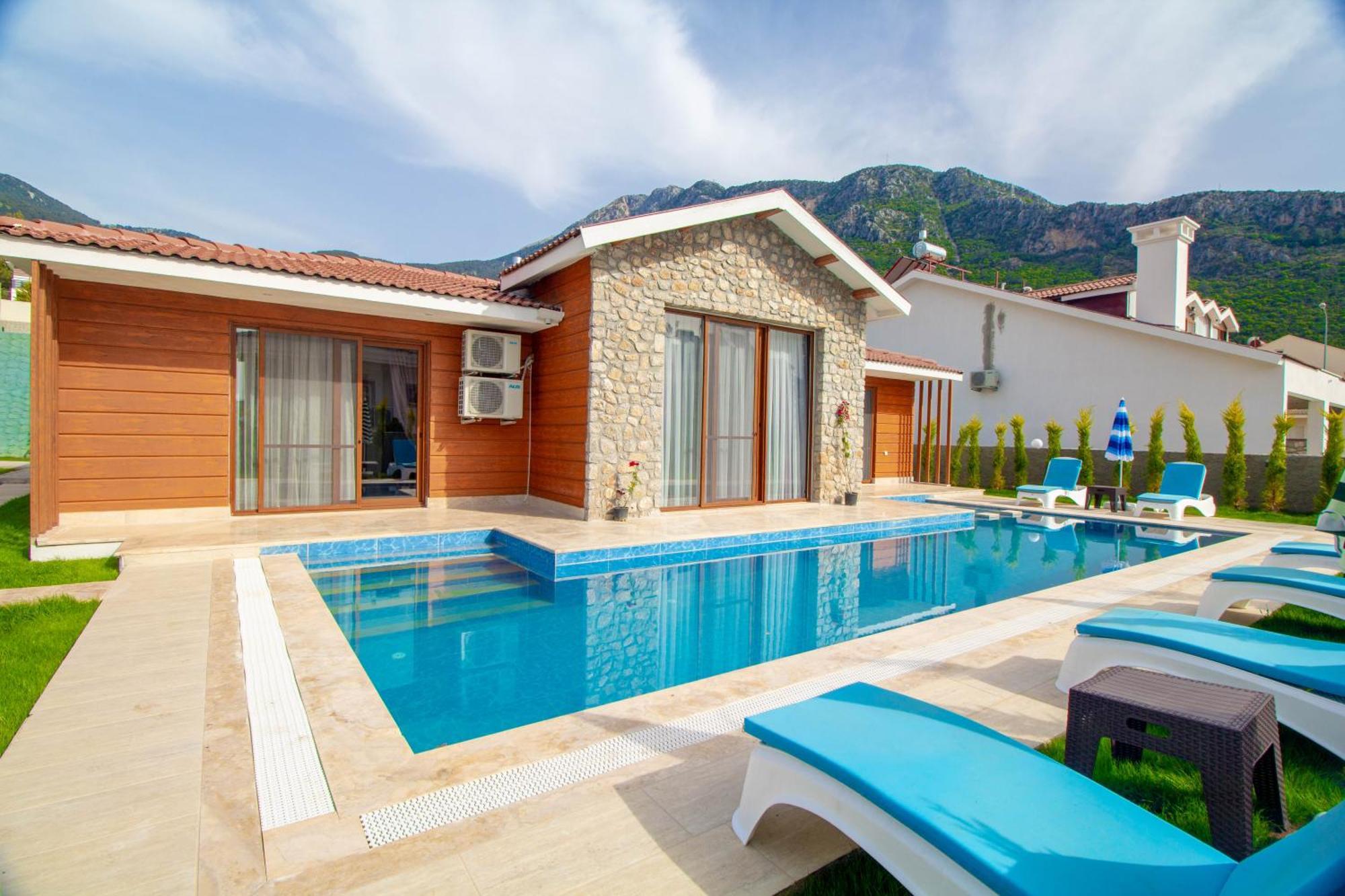 Tlos Deluxe 3+1 ,oezel Havuzlu, Fethiye