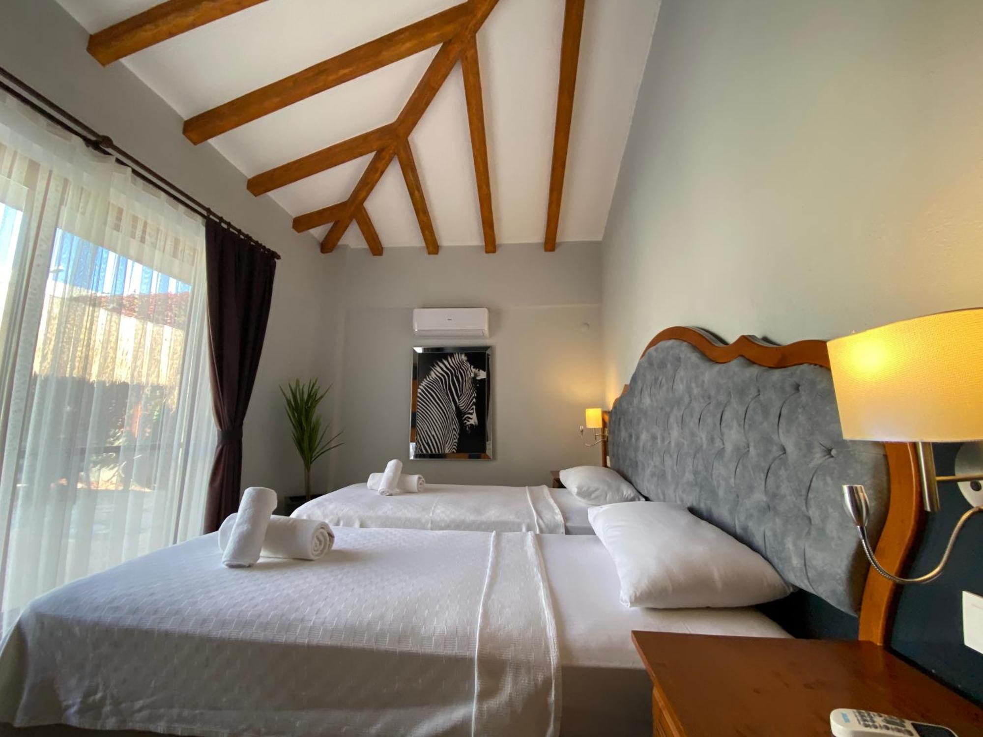 Tlos 3+1 Villa, Oezel Havuzlu,