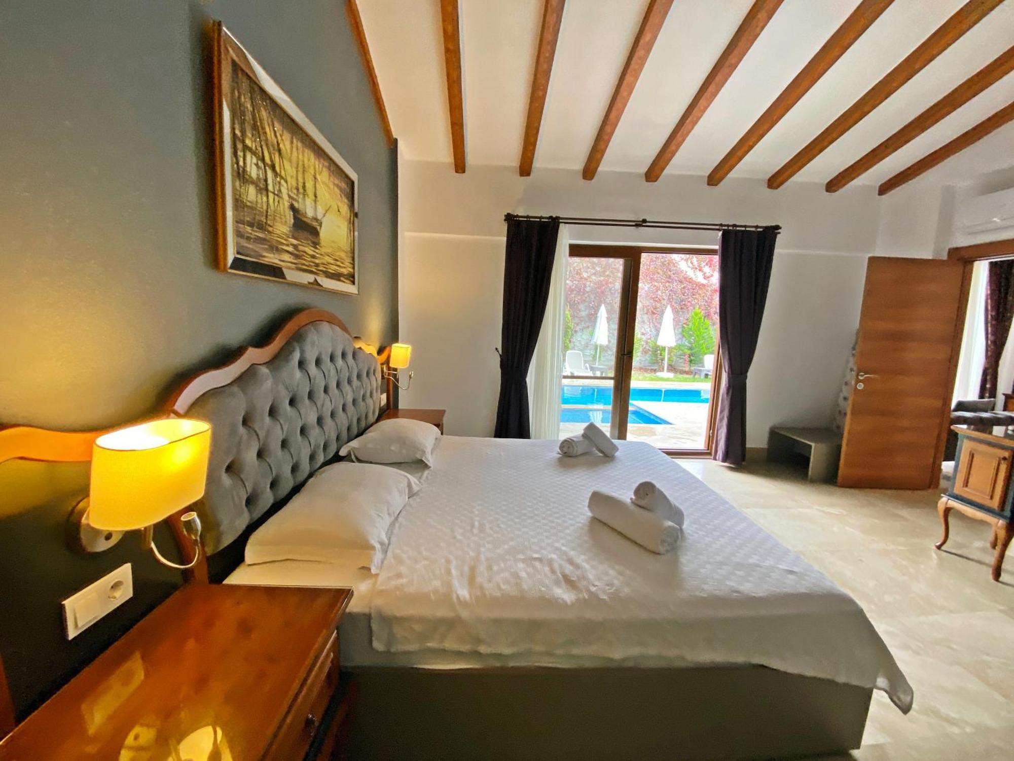 Patara Fiesta 3+1 Villa, Oezel Havuzlu, Villa