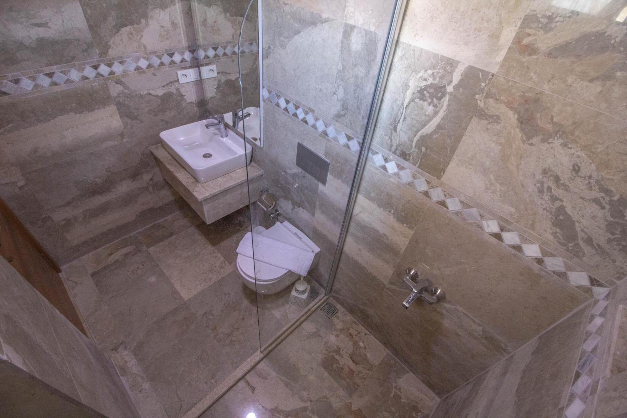 Villa Patara Serenity 3+1 Villa, Oezel Havuzlu,