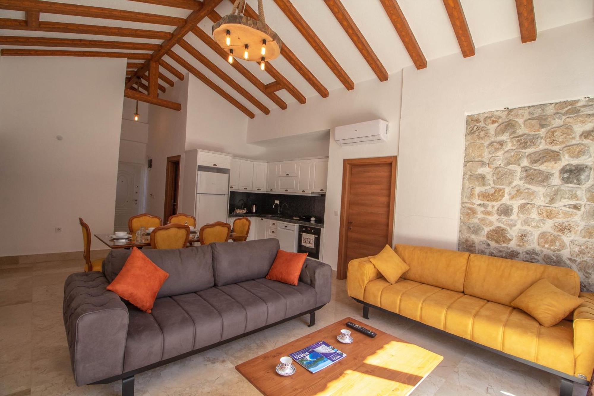 Patara Infinity 3+1 Villa, Oezel Havuzlu,