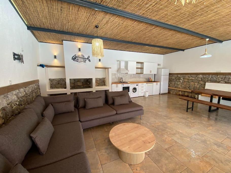 Large With Private Heated Outdoor Pool Villa