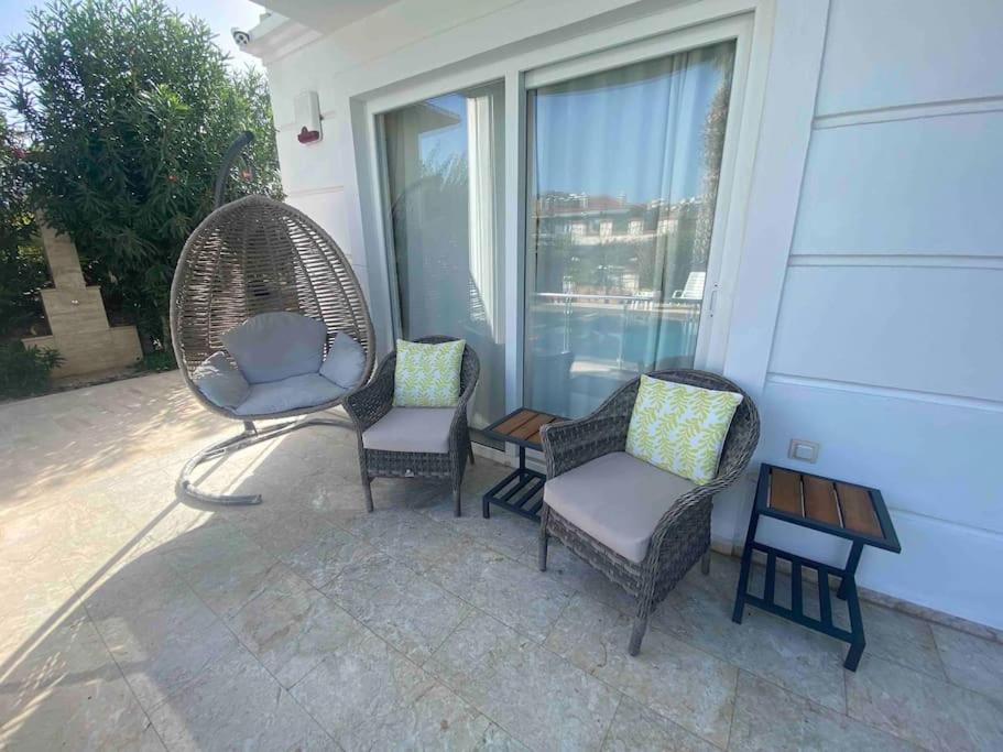 Palm Villa *