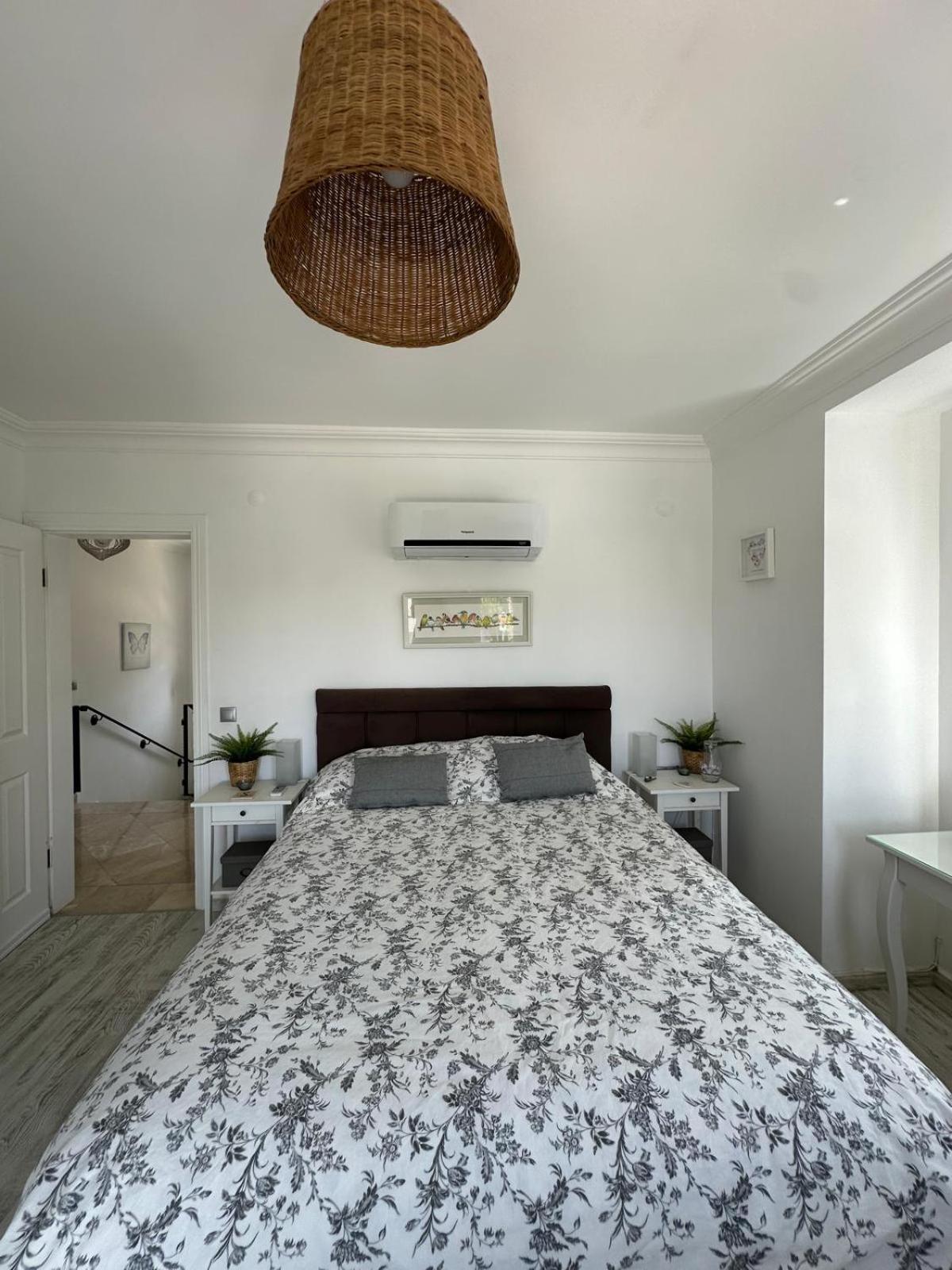 London By Luxury Group Villa
