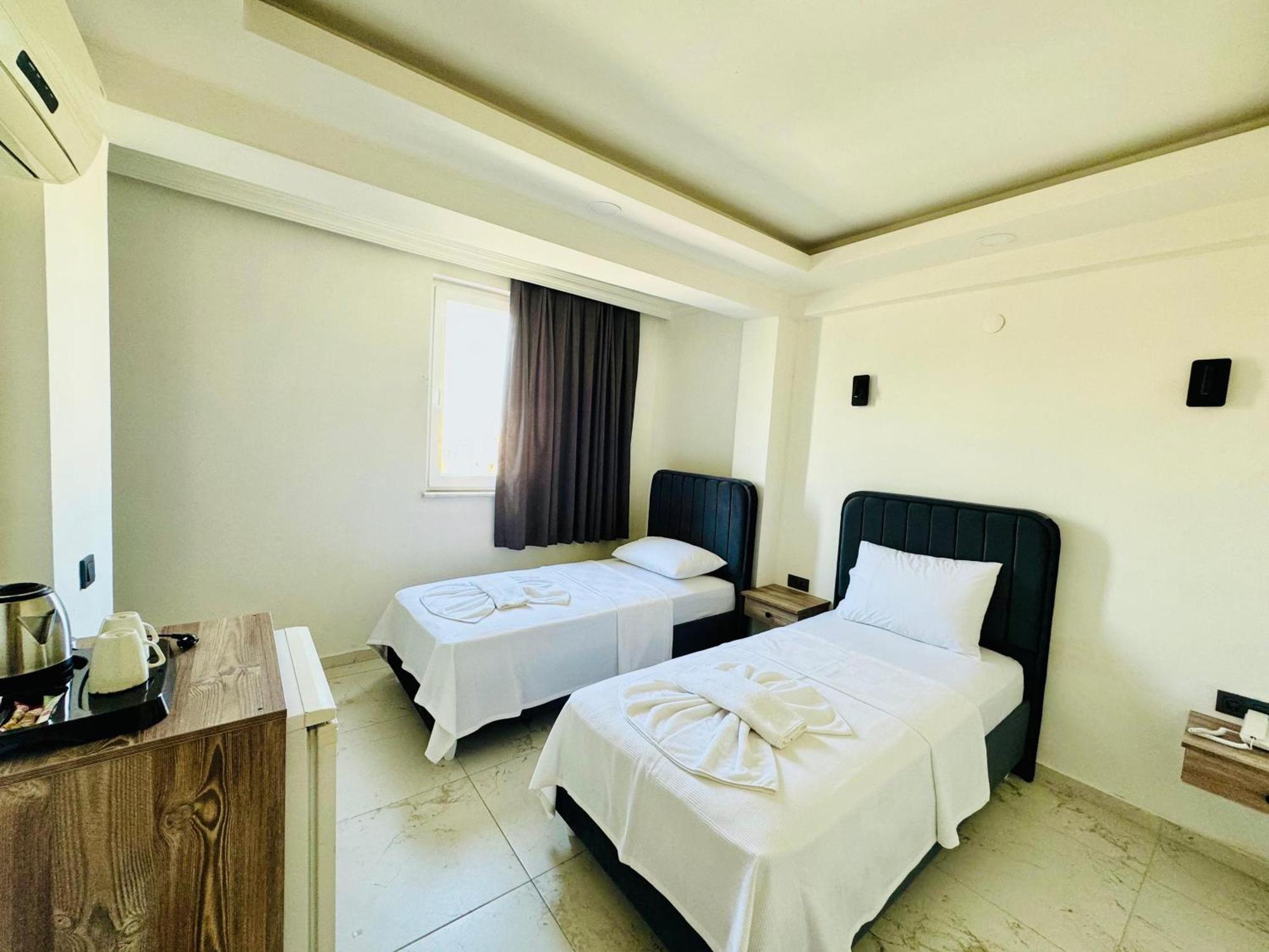 Hotel Sea Door 3*