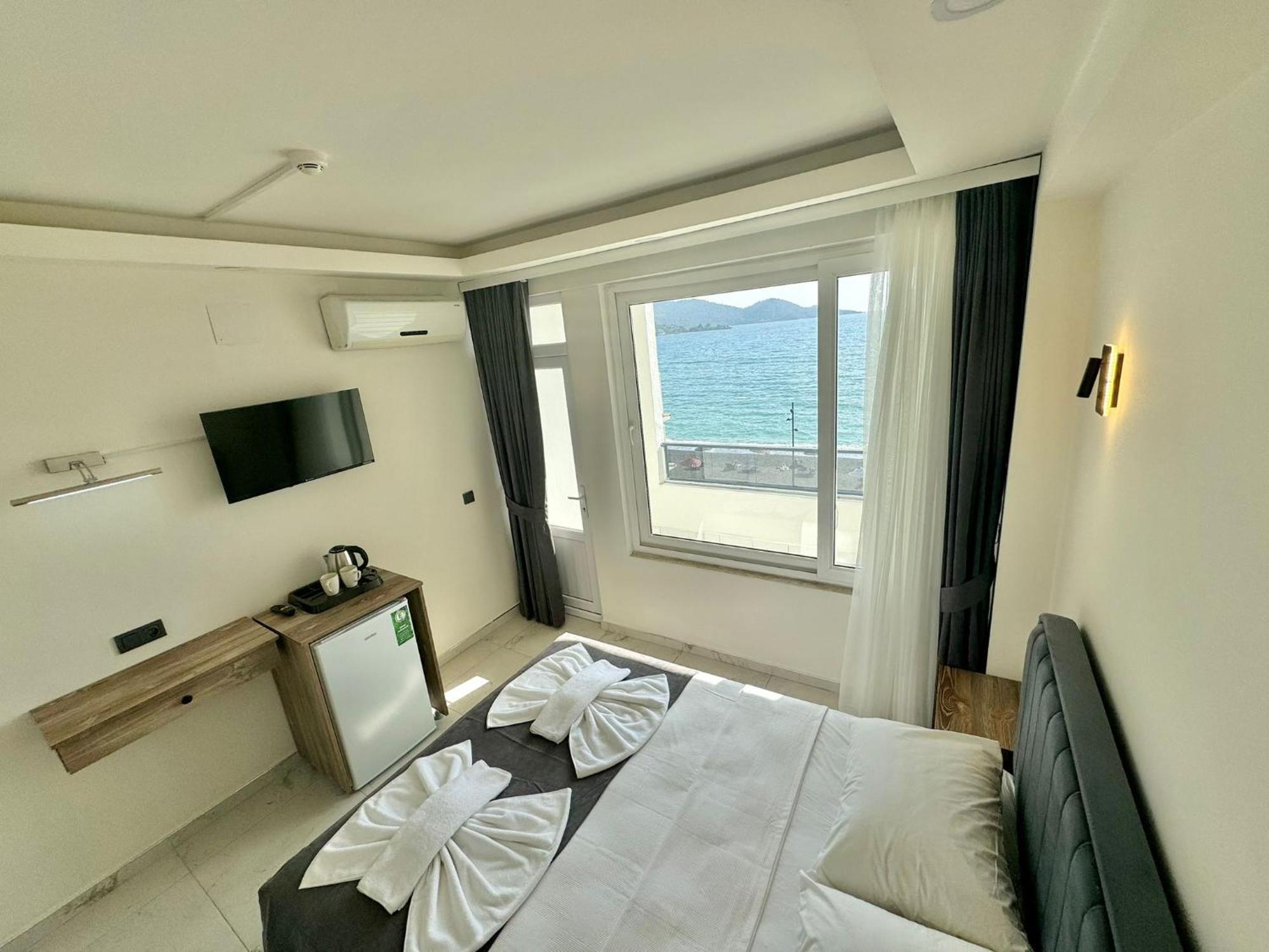 Sea Door Hotel 3*