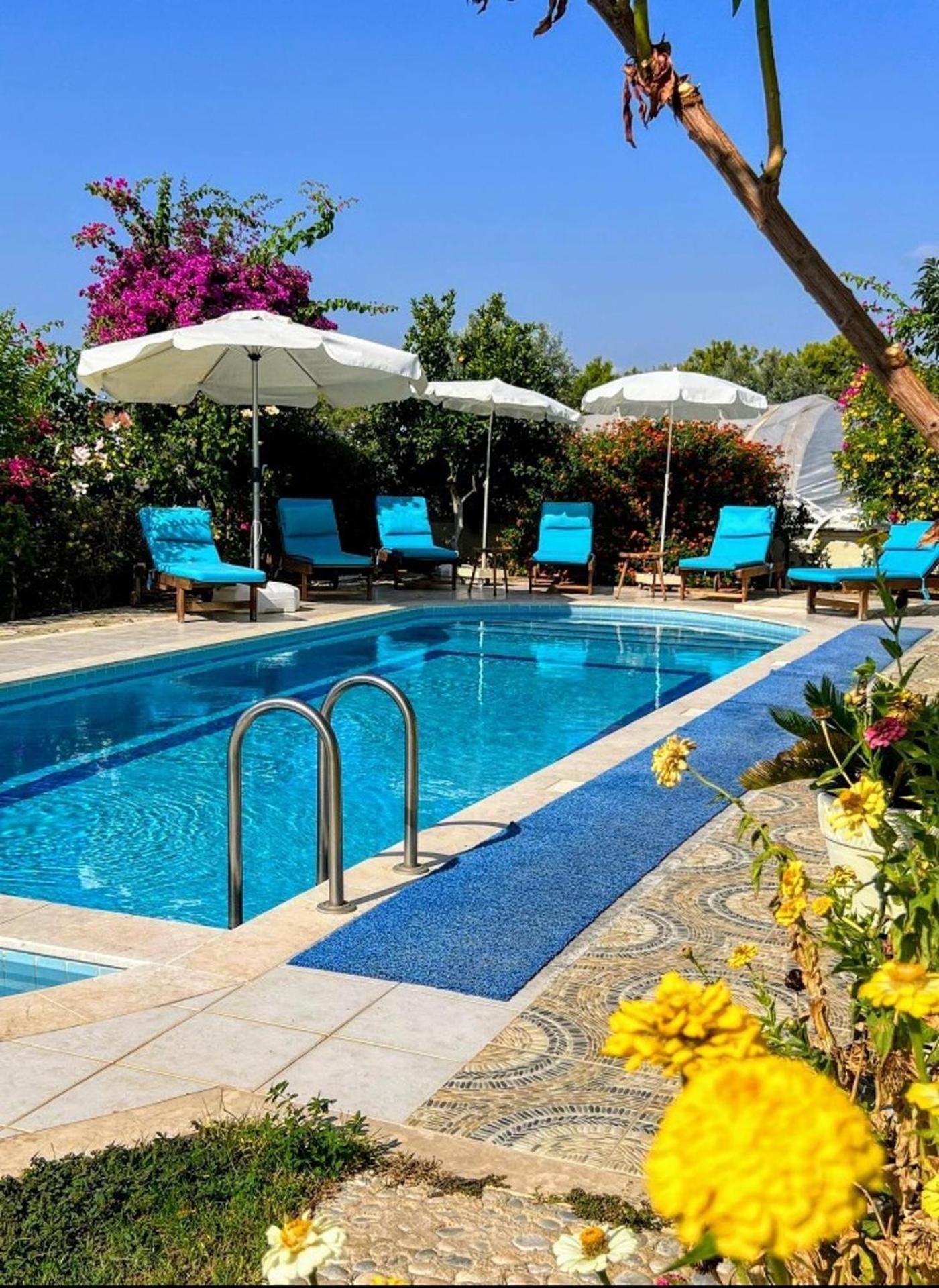 Villa Ruya With Swimming Pool & Stunning Sea Views *