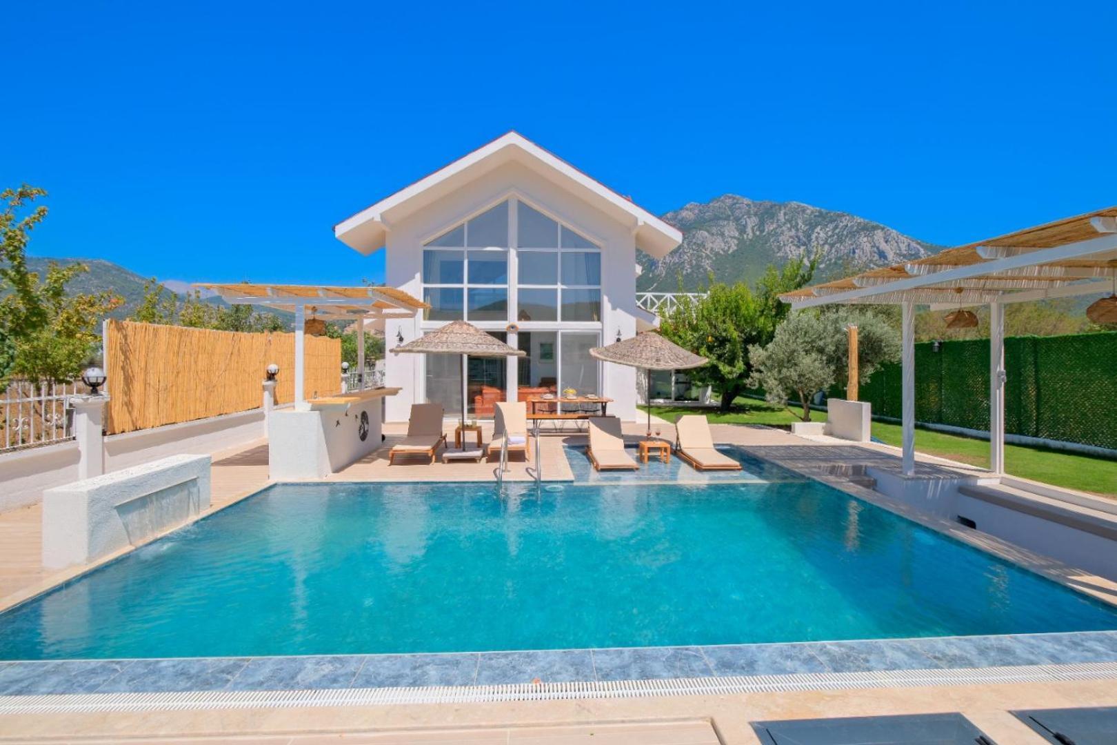 Sunfe / Villa *