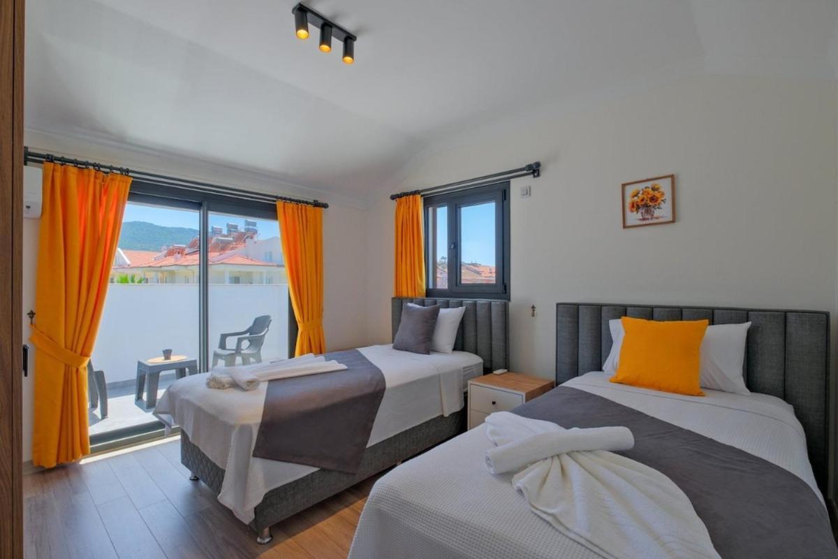 White Palm 1 Villa