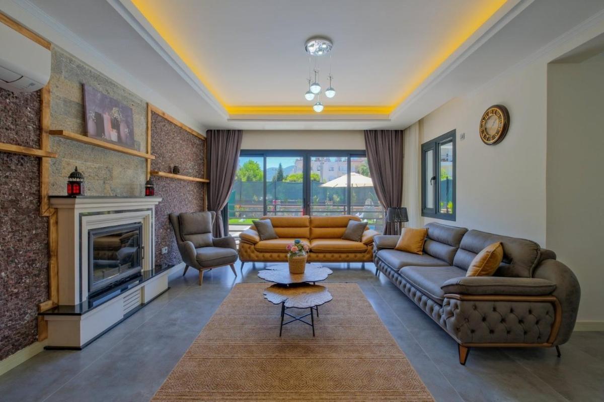White Palm 1 Villa