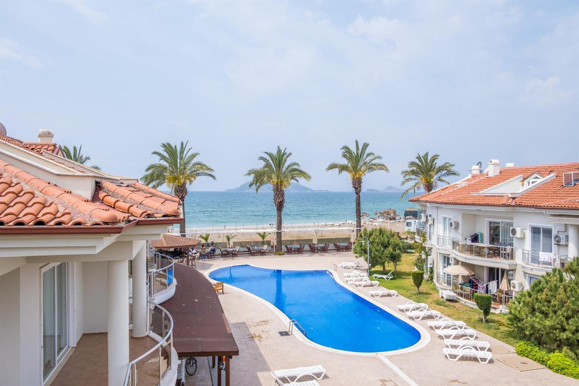 Sunset Club Lebrentals Appartement