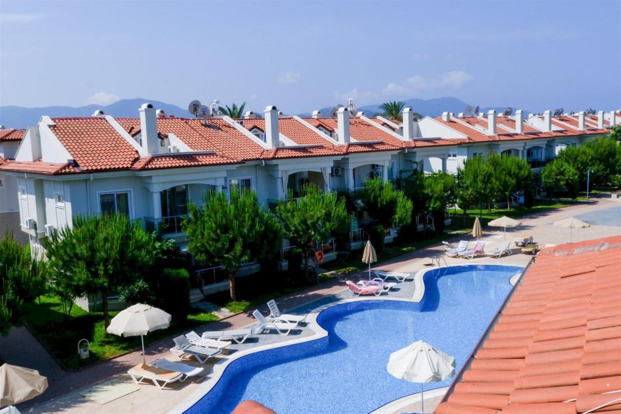Sunset Club Lebrentals Appartement *