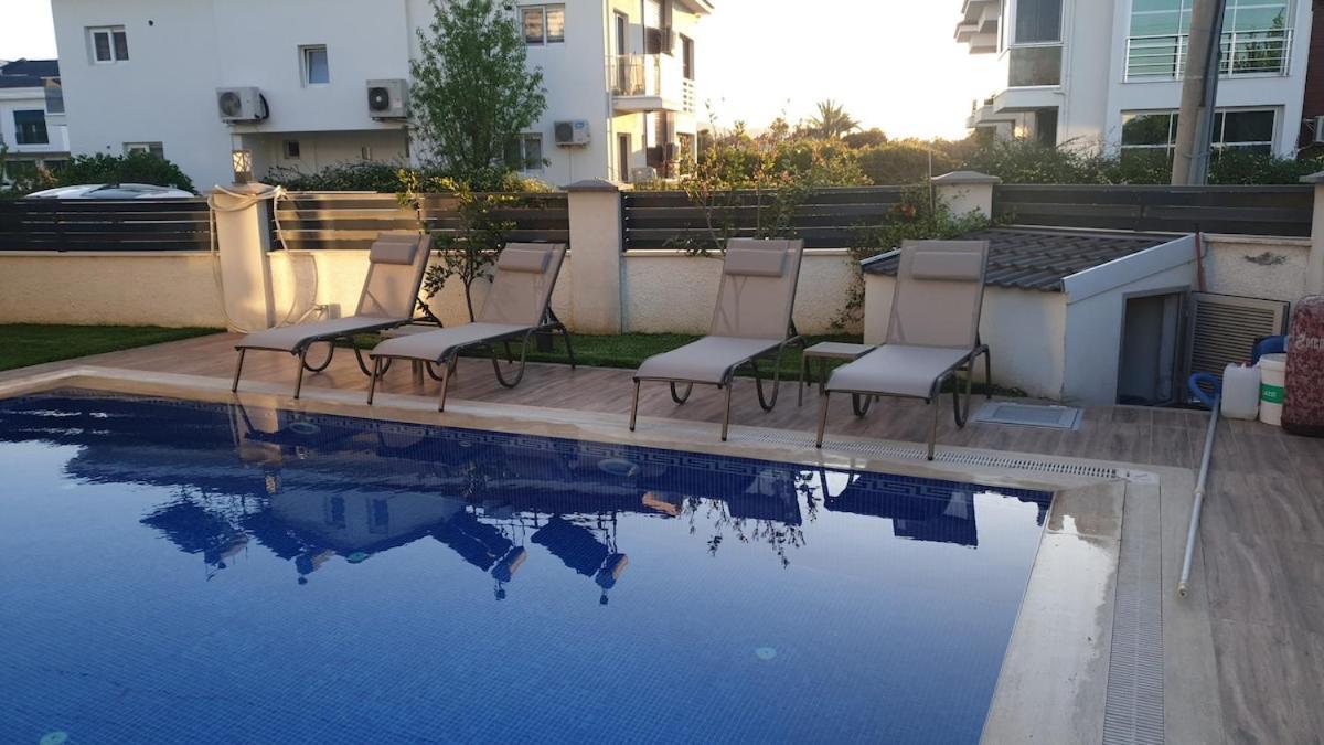Merkezde Muhtesem Havuzlu *