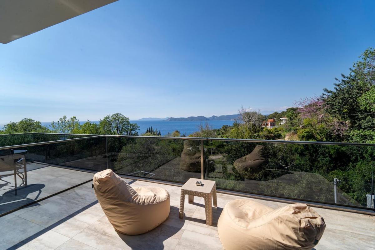 With Sea View And Heated Pool Mariposa Villa