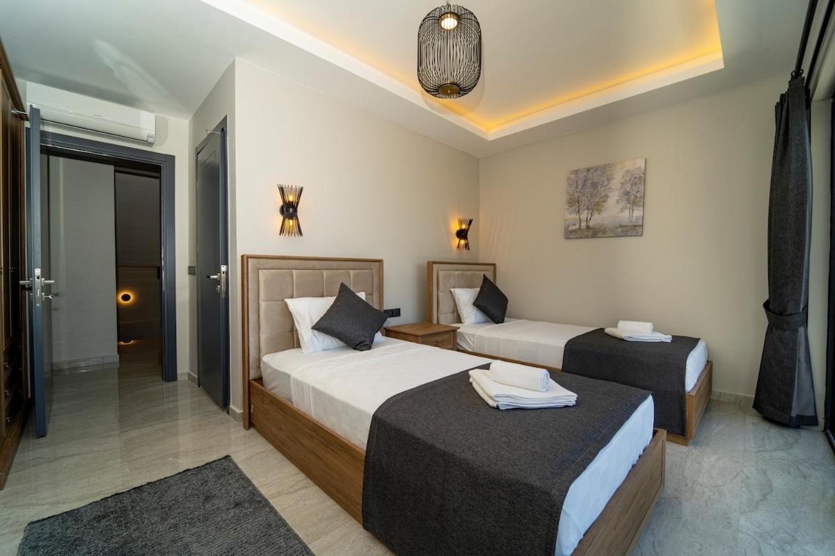 Villa With Sea View And Heated Pool Mariposa Fethiye