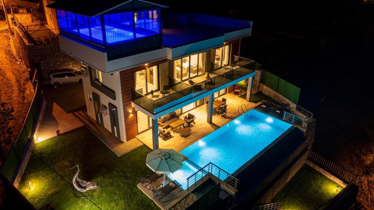 With Sea View And Heated Pool Mariposa