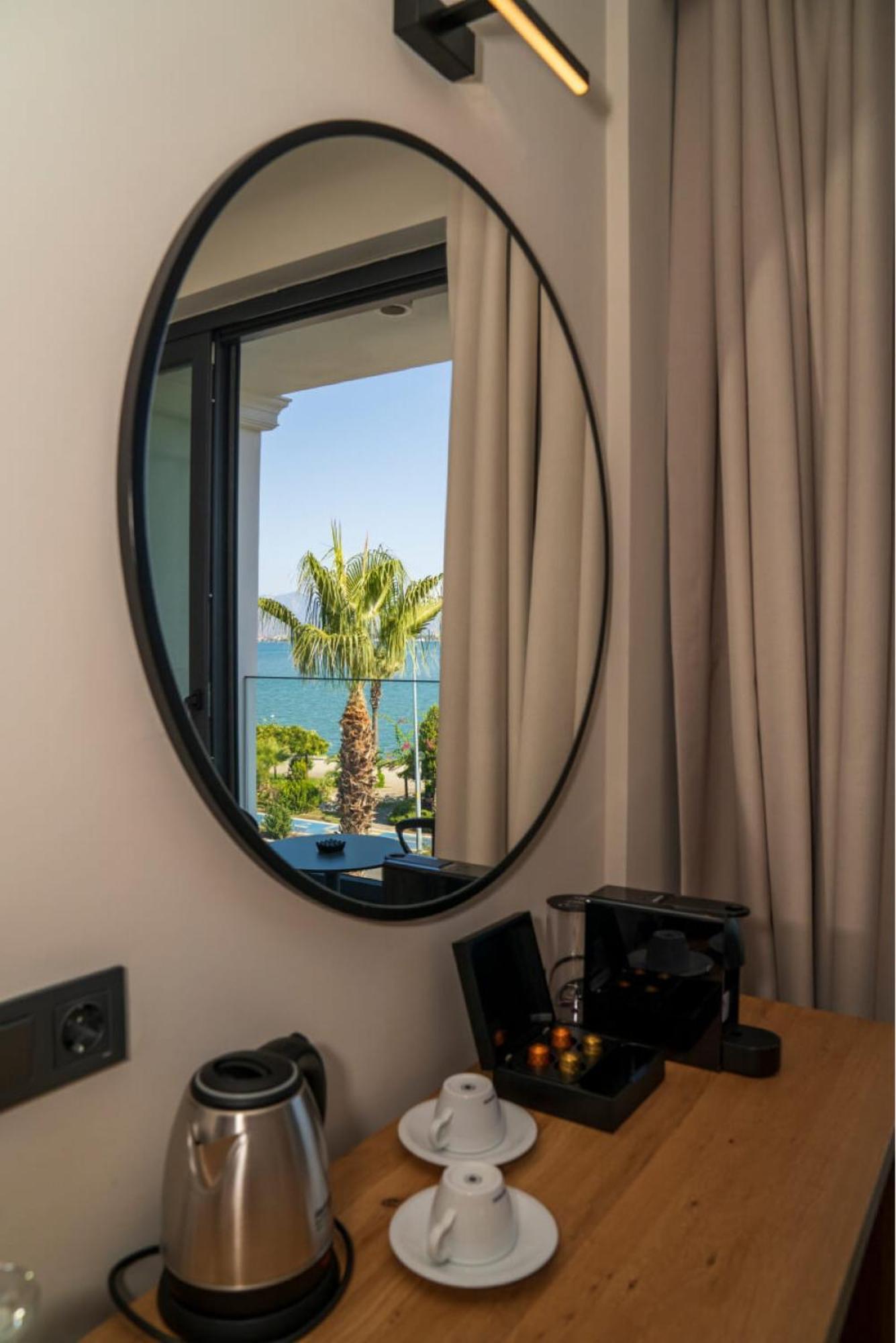 Ansira Aparthotel *