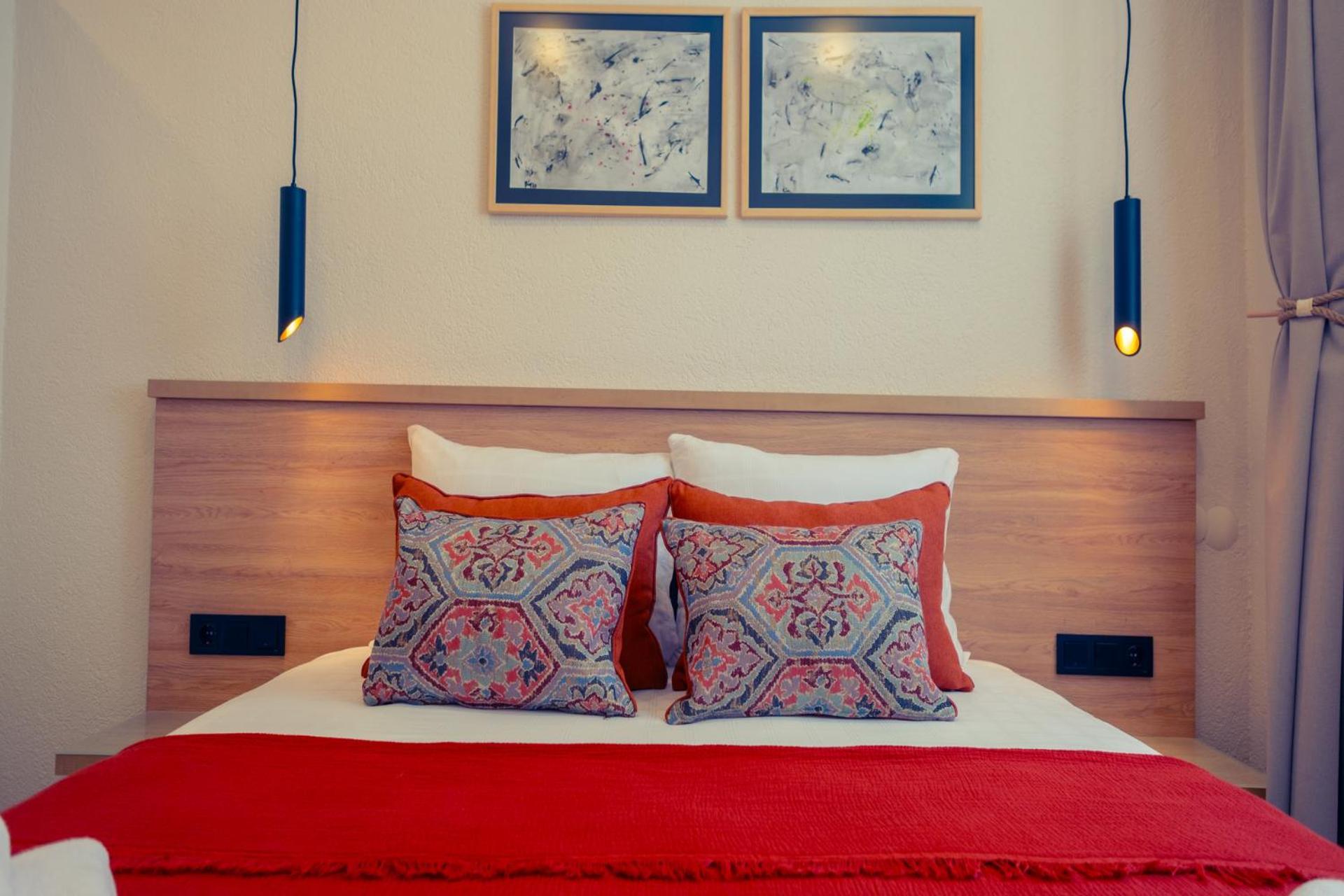 Oda ve Kahvaltı Uva Fethiye