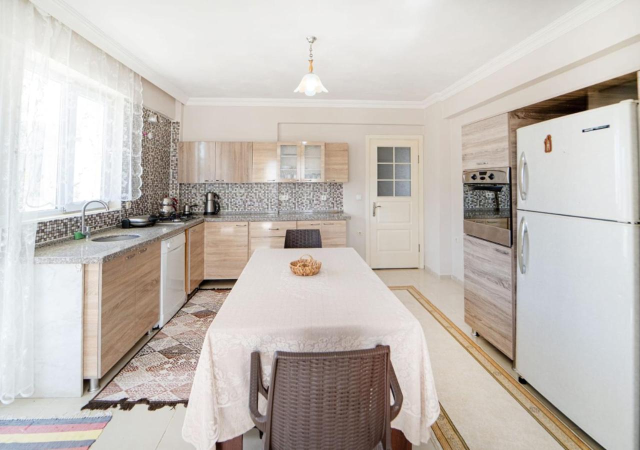 Fethiye'de Ferah Ve Konforlu Apartment *