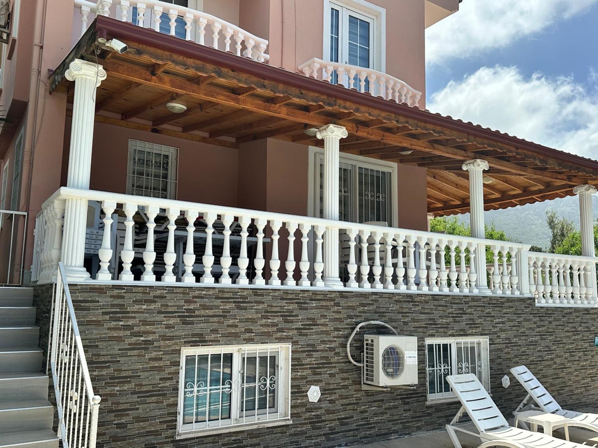 Villa Alex *