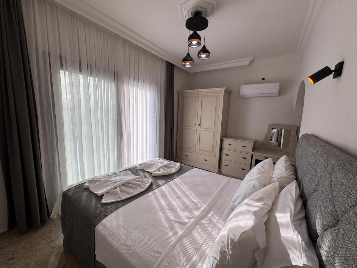 White Deluxe Villa *
