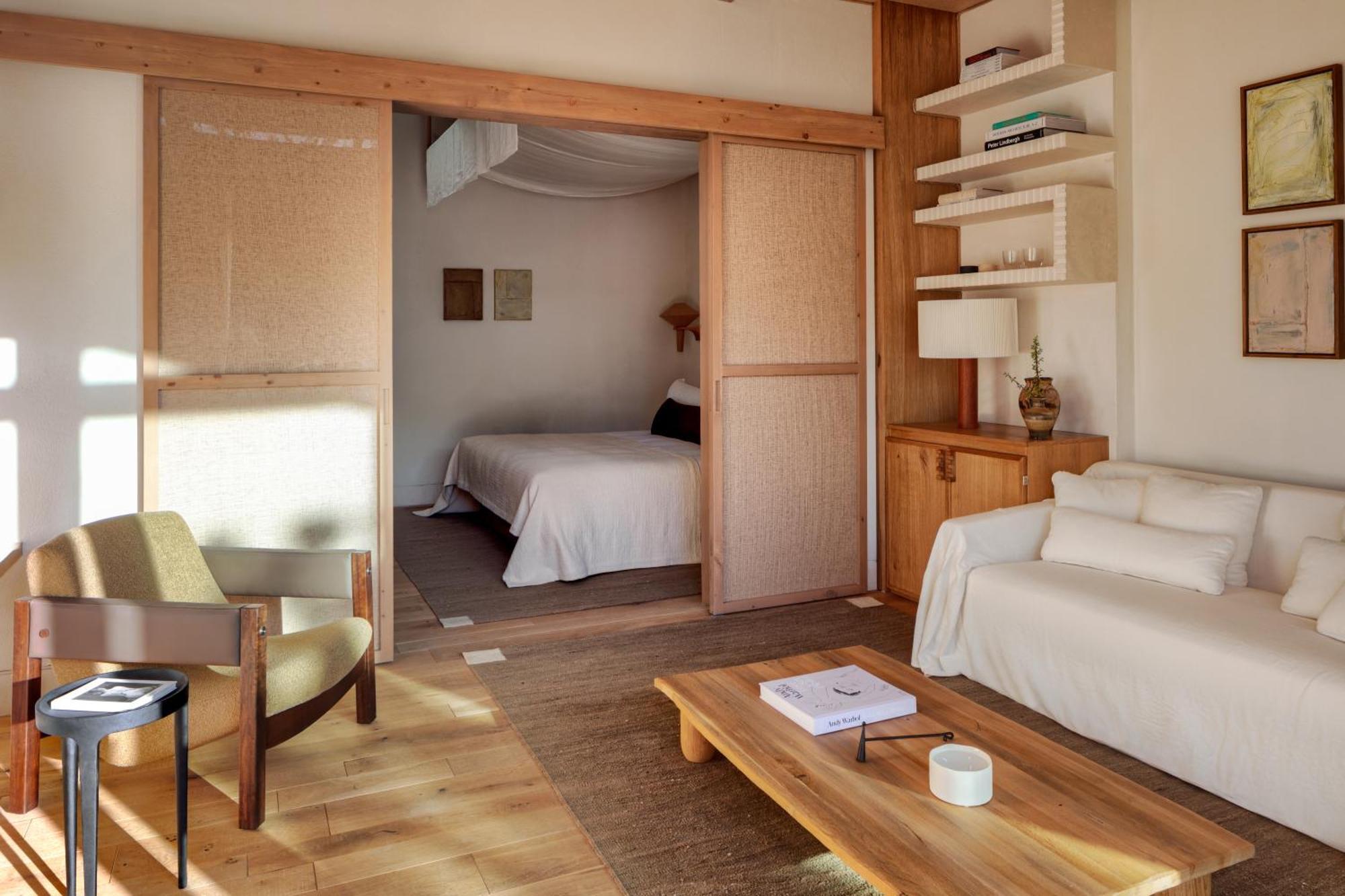 Hotel Ahama