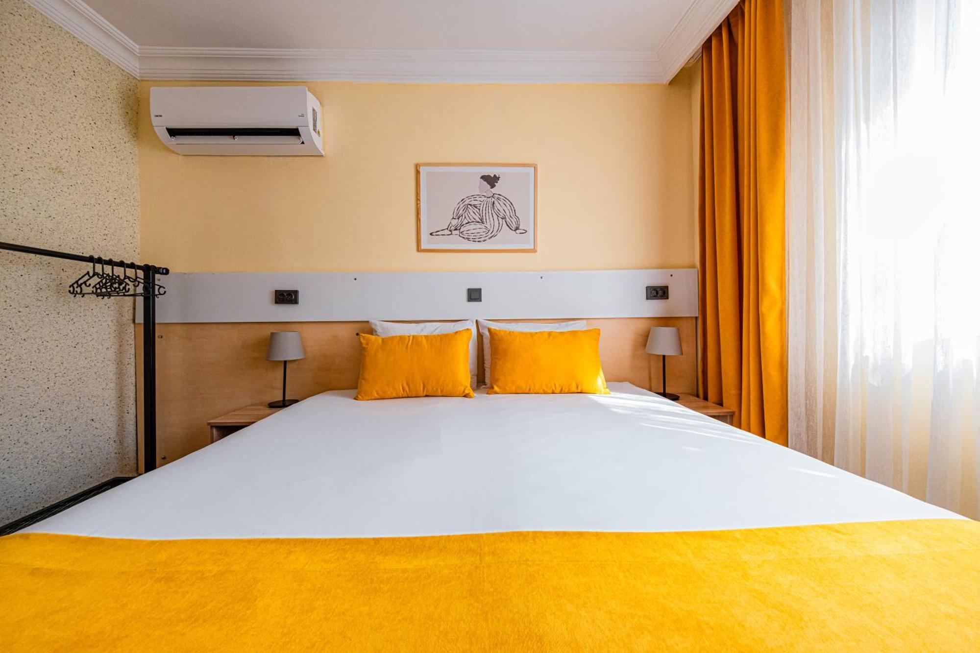 Aparthotel Ten Apart Hotel 3*