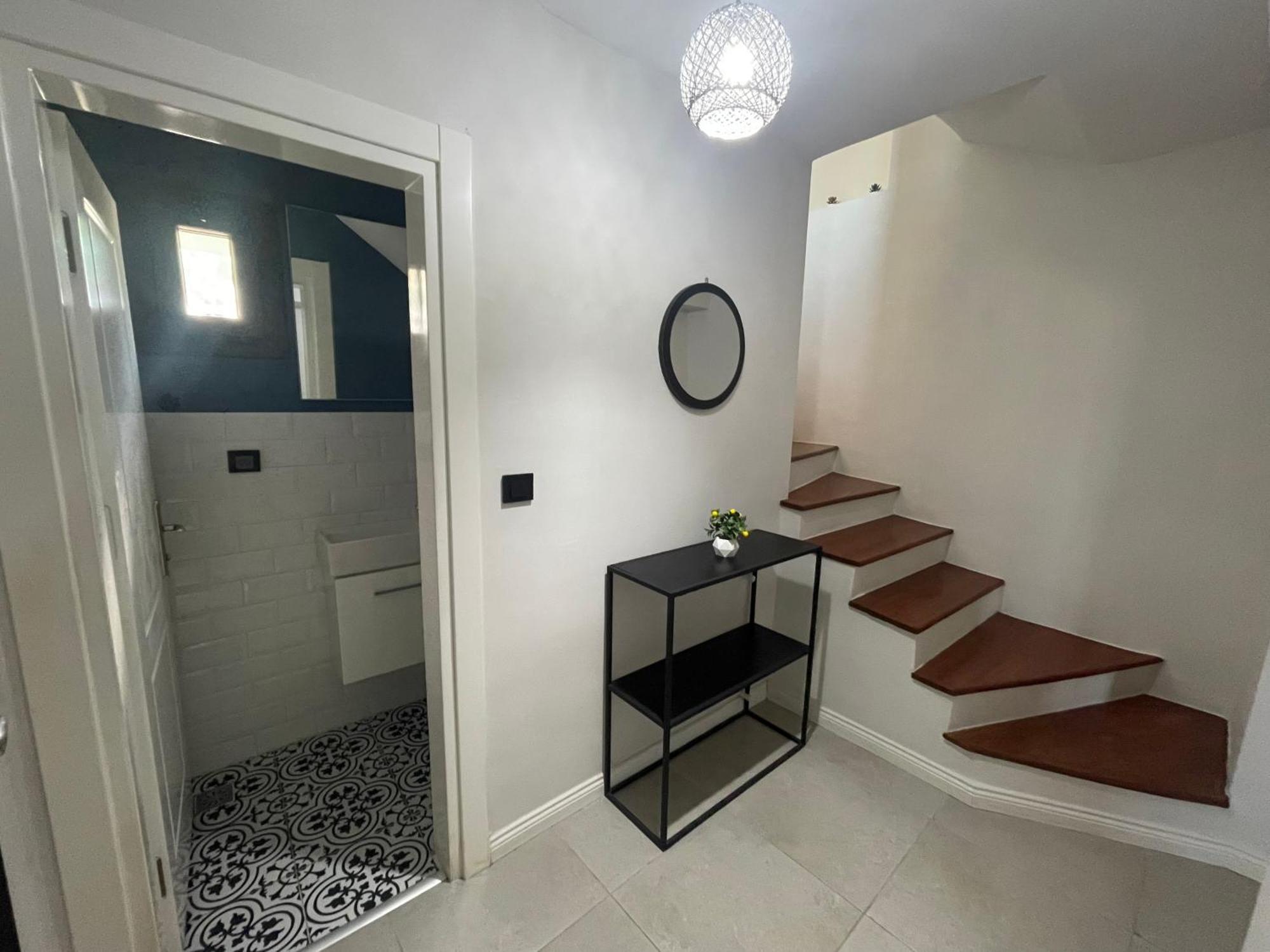 Deniz Manzarali Apartment