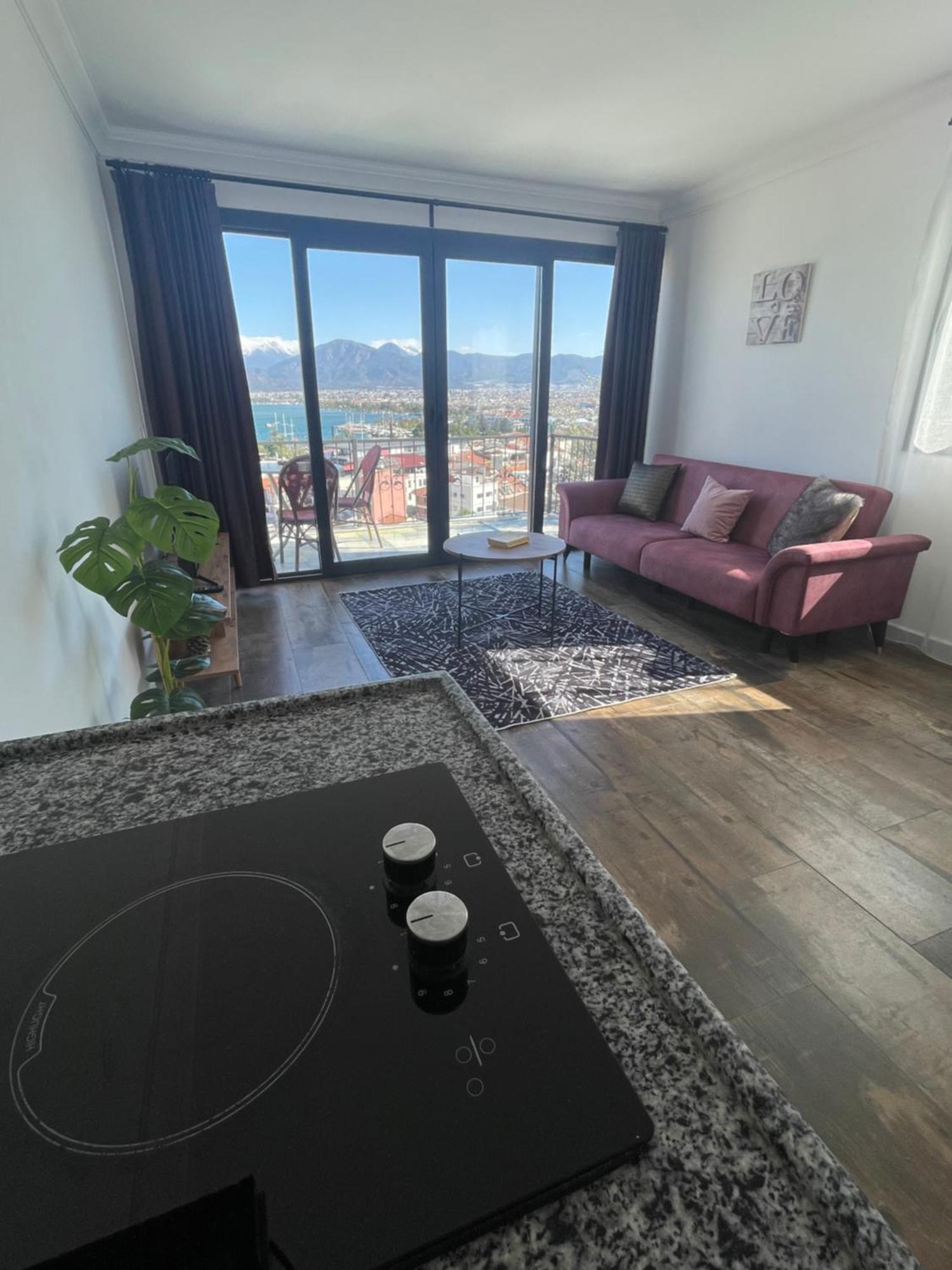 Deniz Manzarali Apartment
