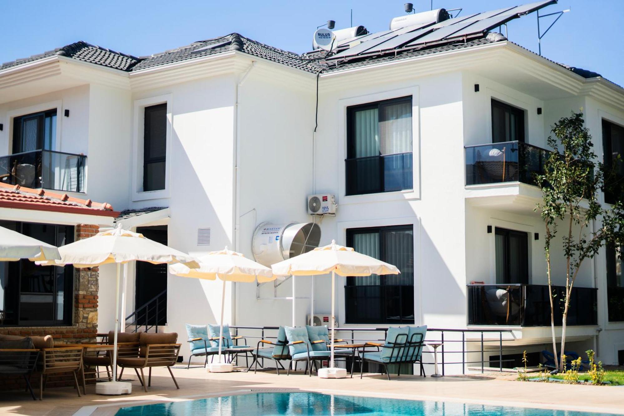 Hotel Marla *