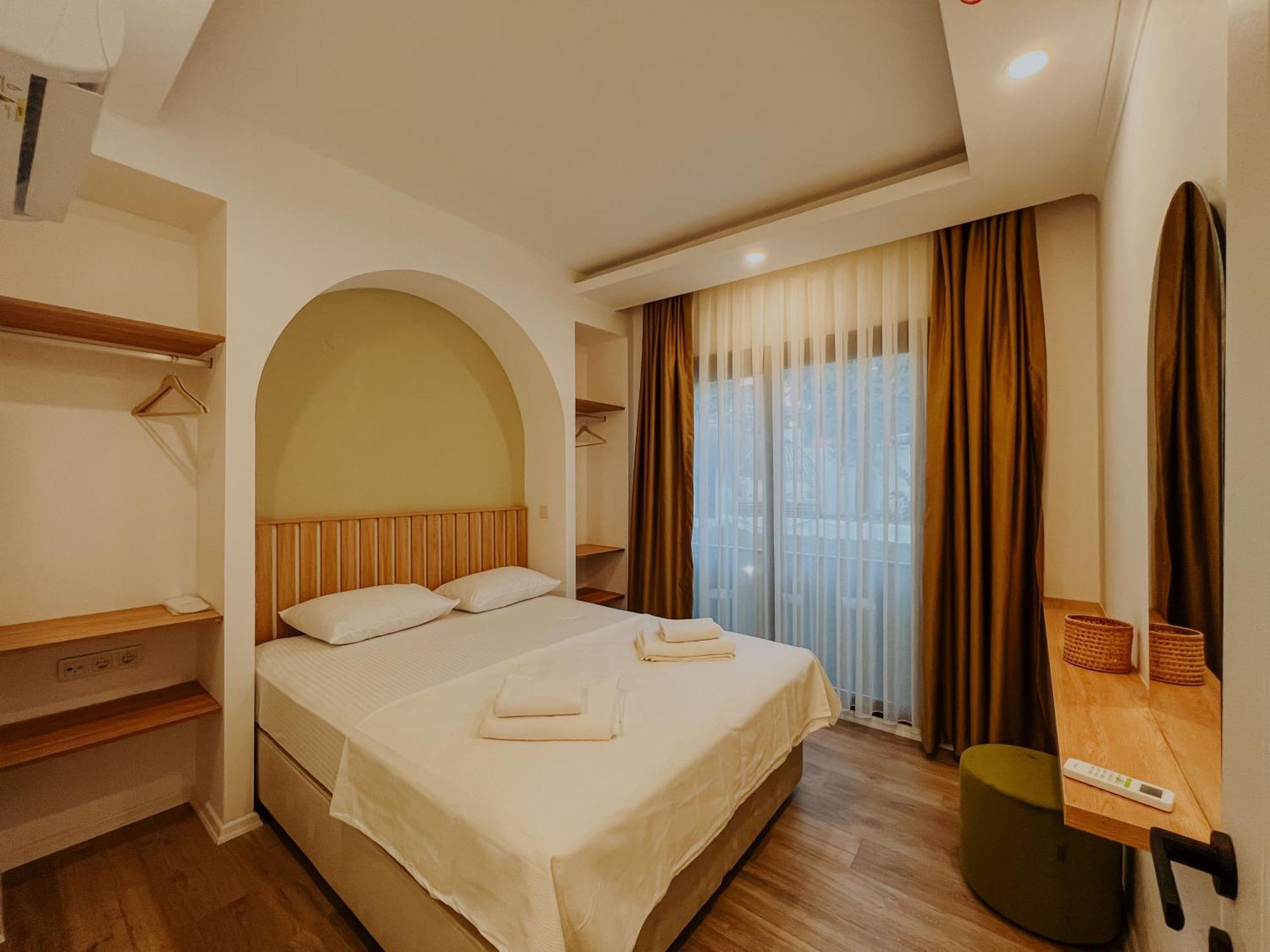 Marla Hotel *