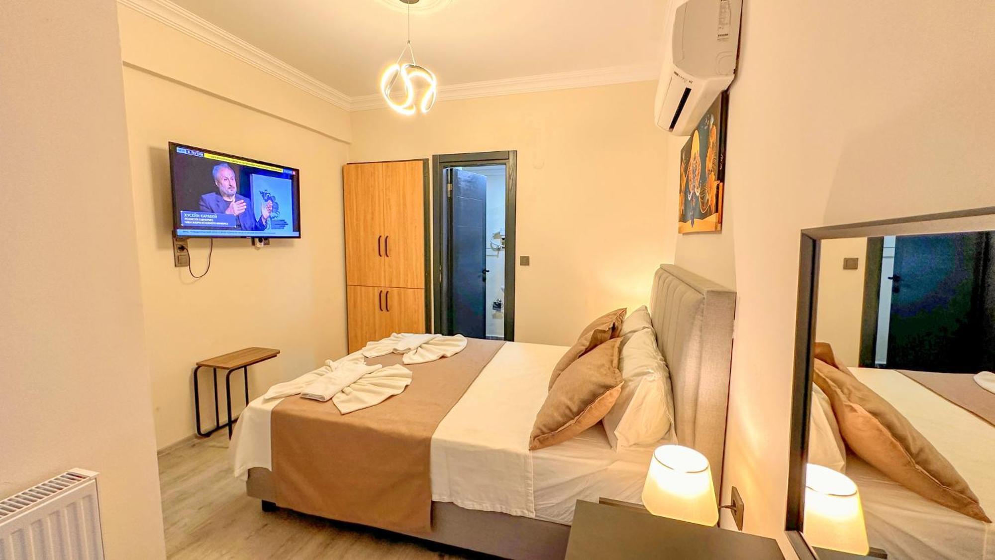 Royalis Boutique By Mykonut Hotel 3*