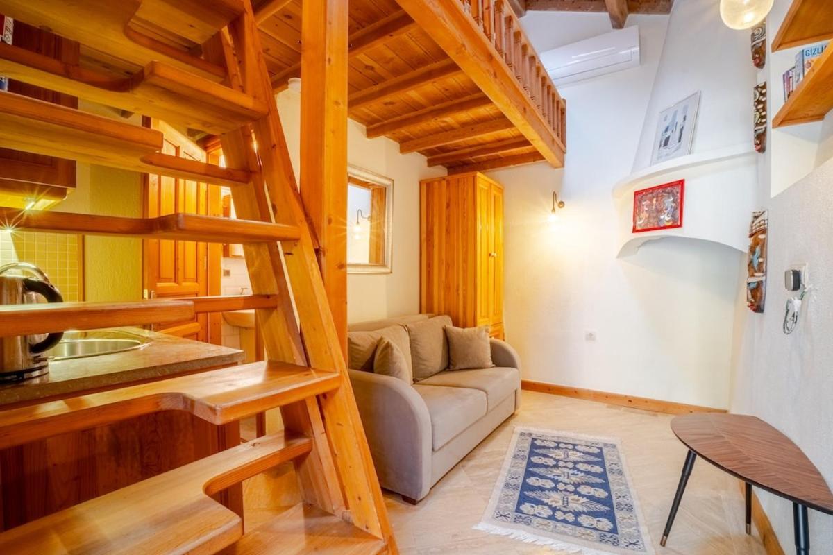 Villa Apsara - Secluded Oasis - Big Pool - Amazing Views Fethiye