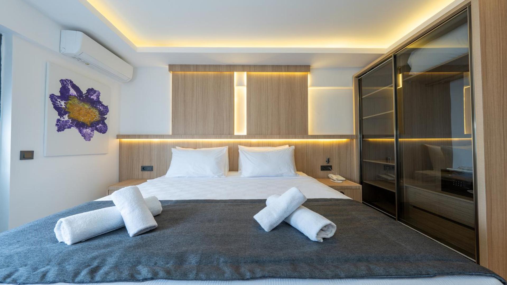 Skykhan Hotel