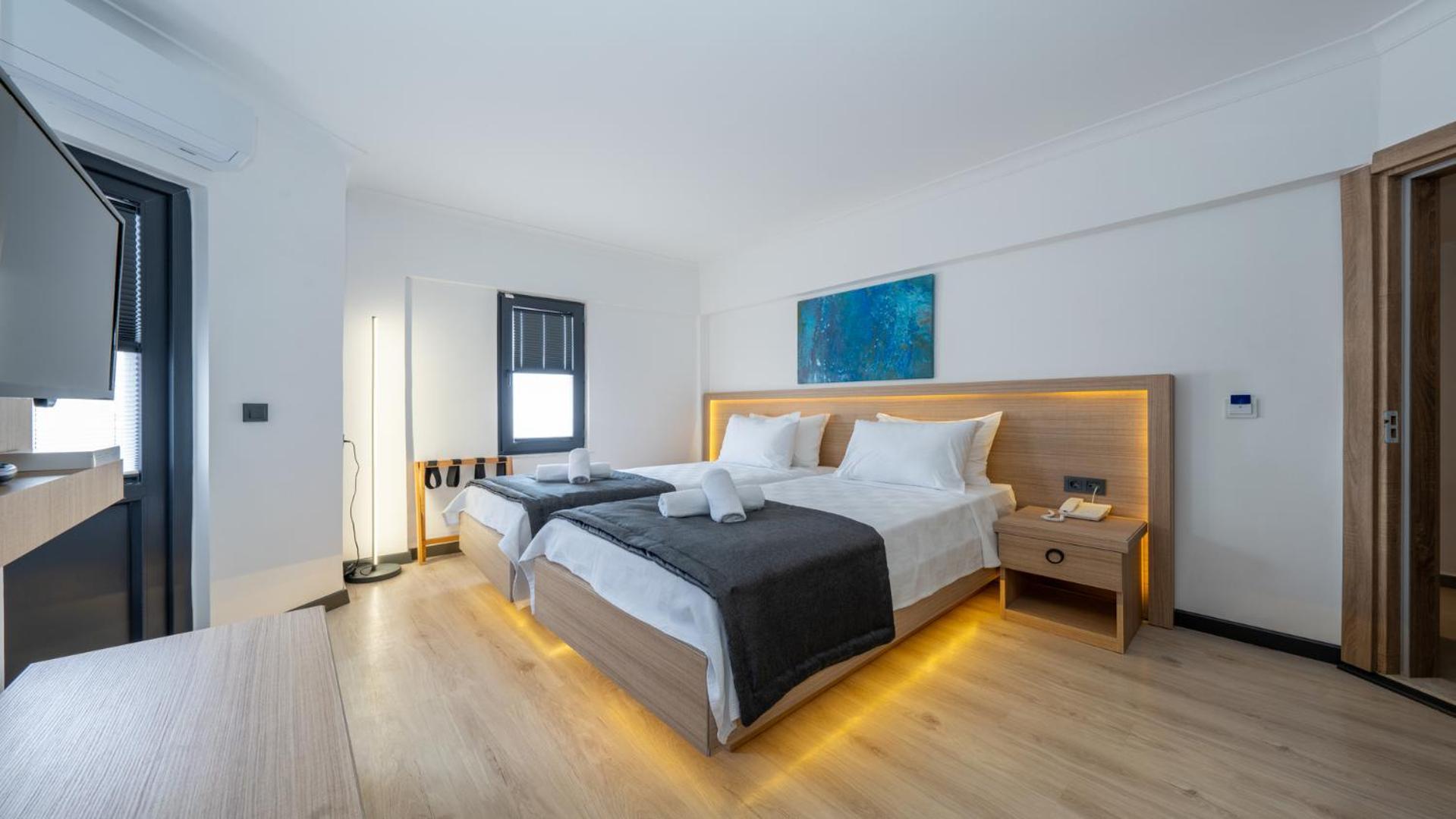 Hotel Skykhan *
