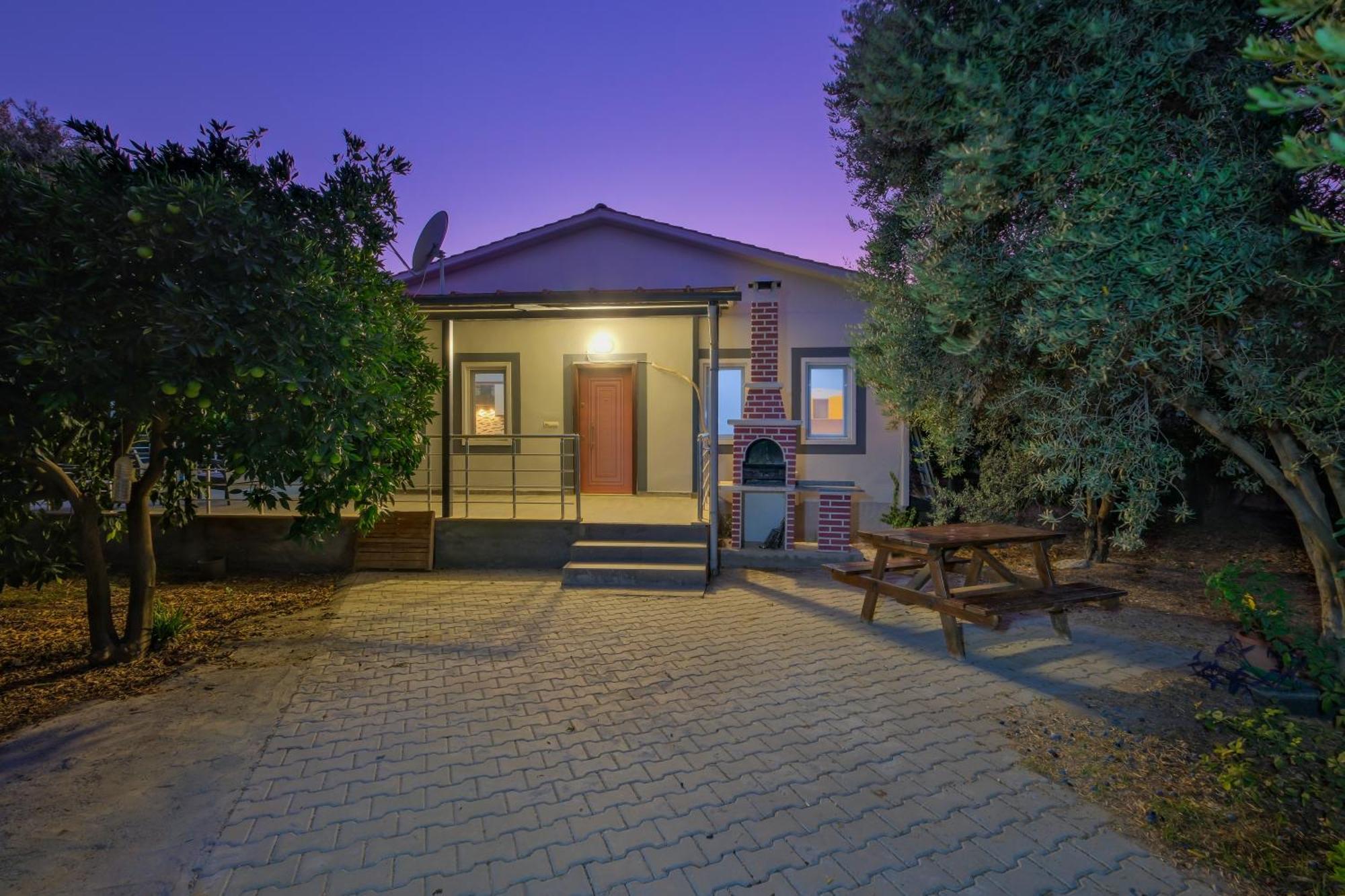 Avci Villa-fethiye 3+1 In Garden With Private Pool, 10 Minutes To The Beach Villa *